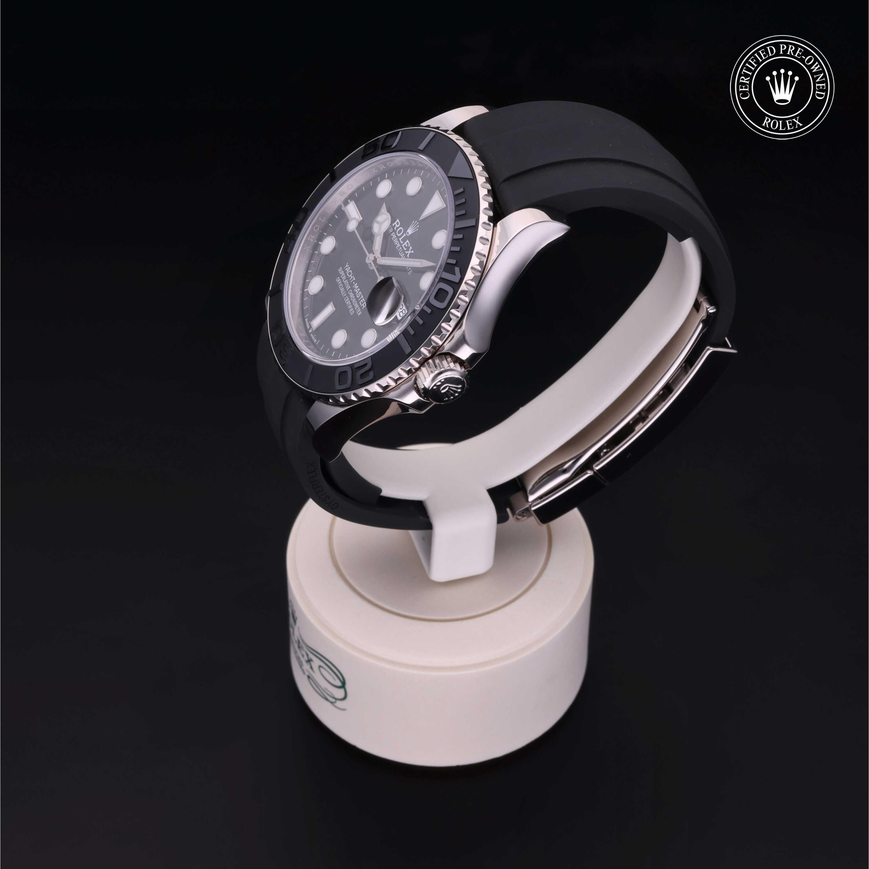 Oyster Perpetual Yacht-Master 42