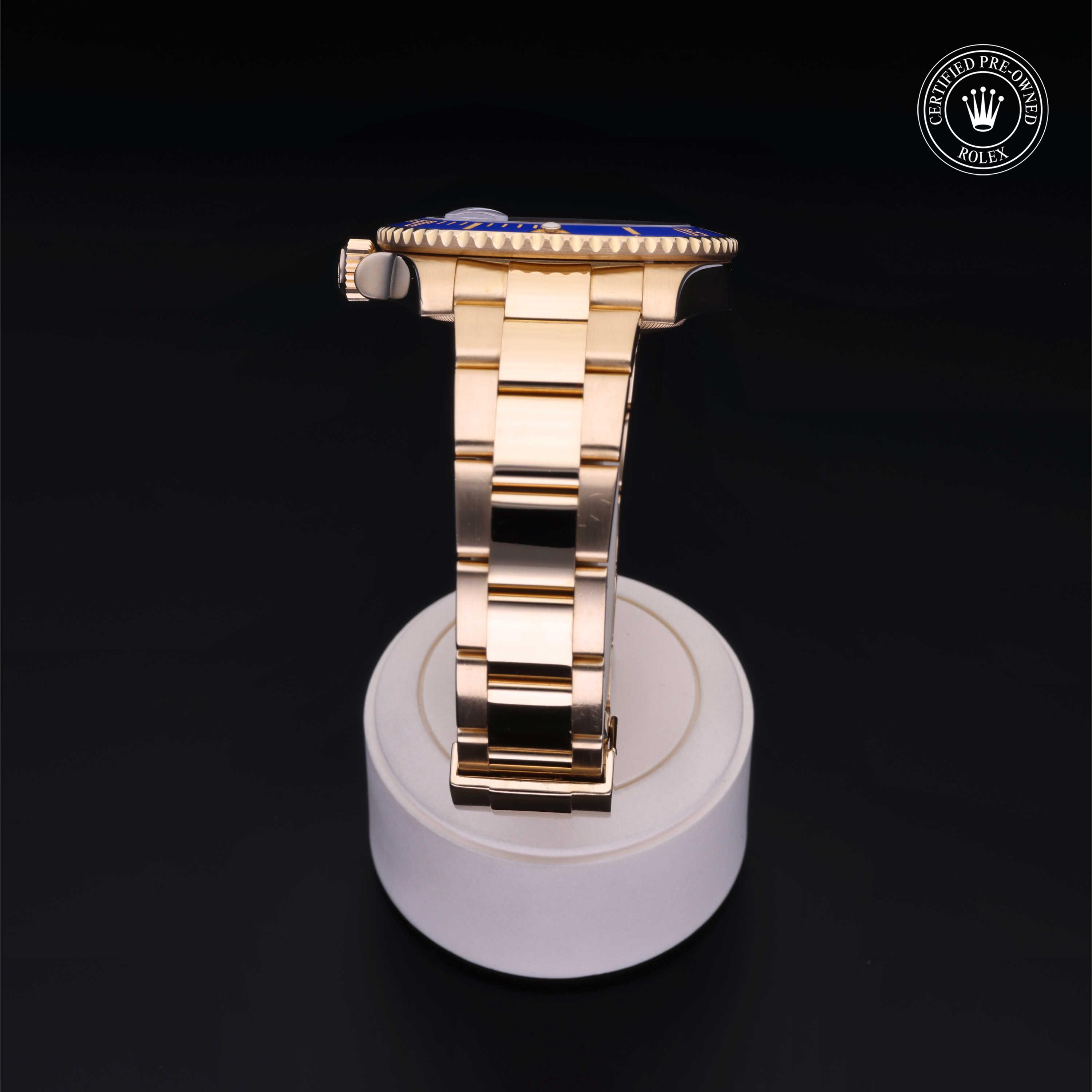 Oyster Perpetual Submariner