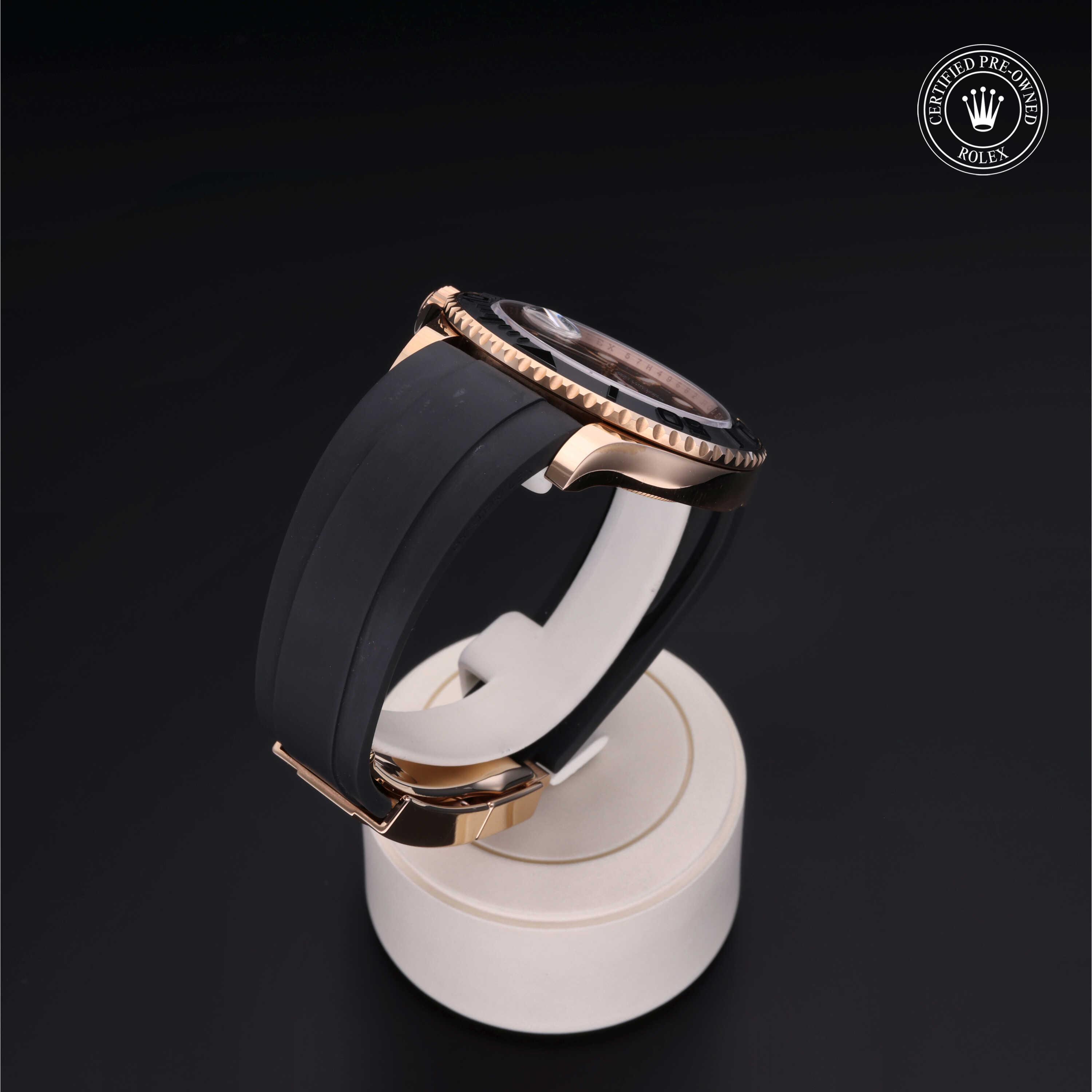 Oyster Perpetual Yacht-Master 40