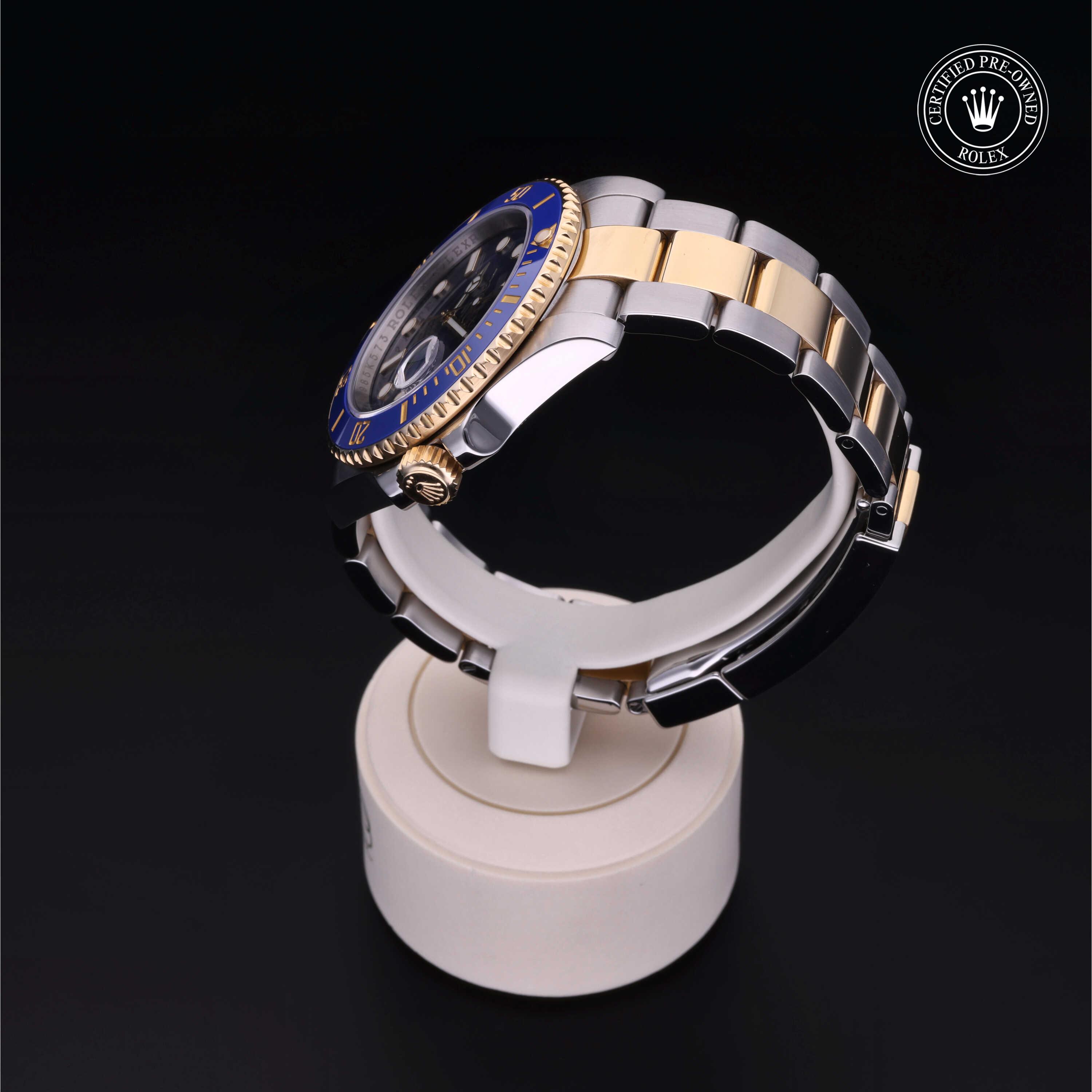 Oyster Perpetual Submariner