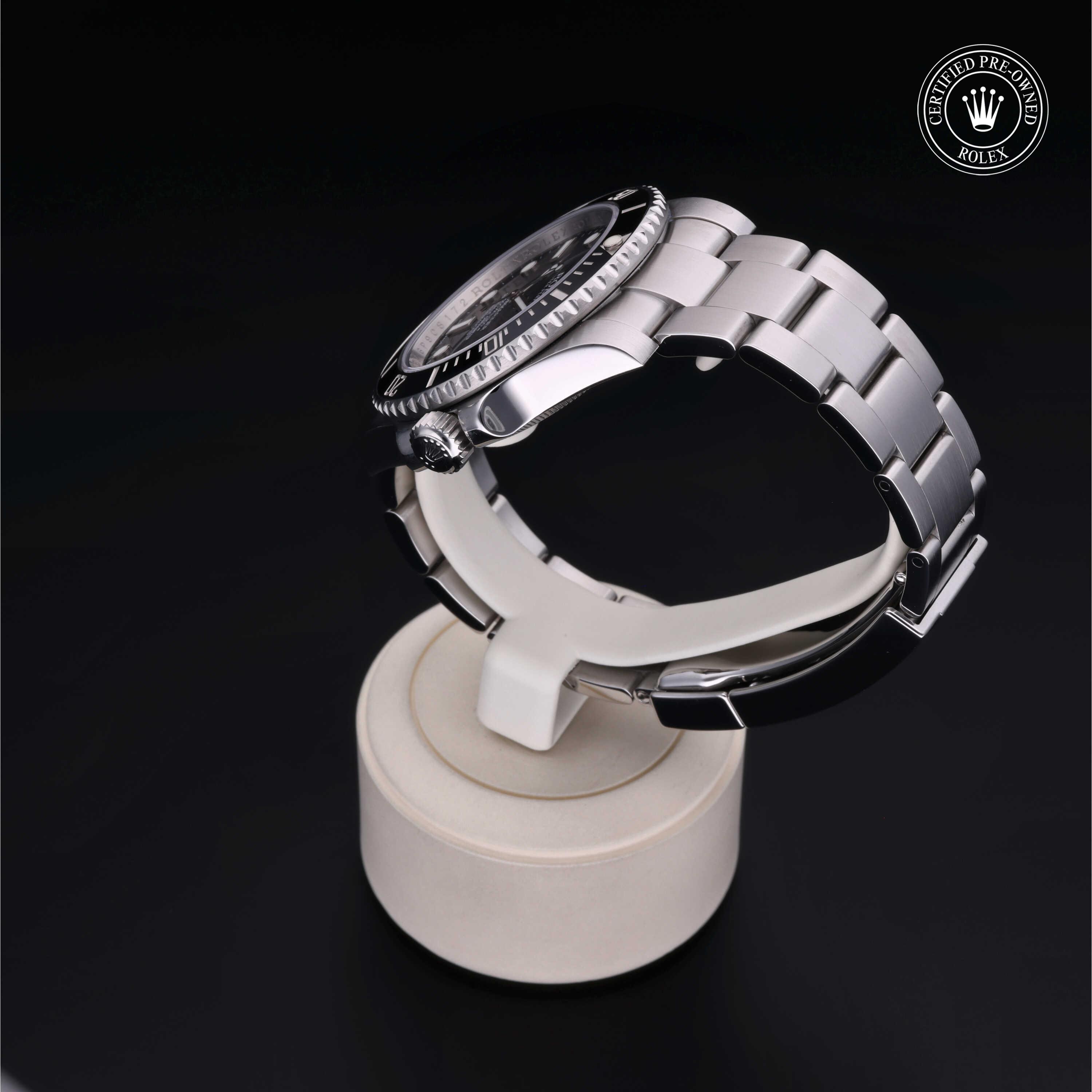 Oyster Perpetual Submariner