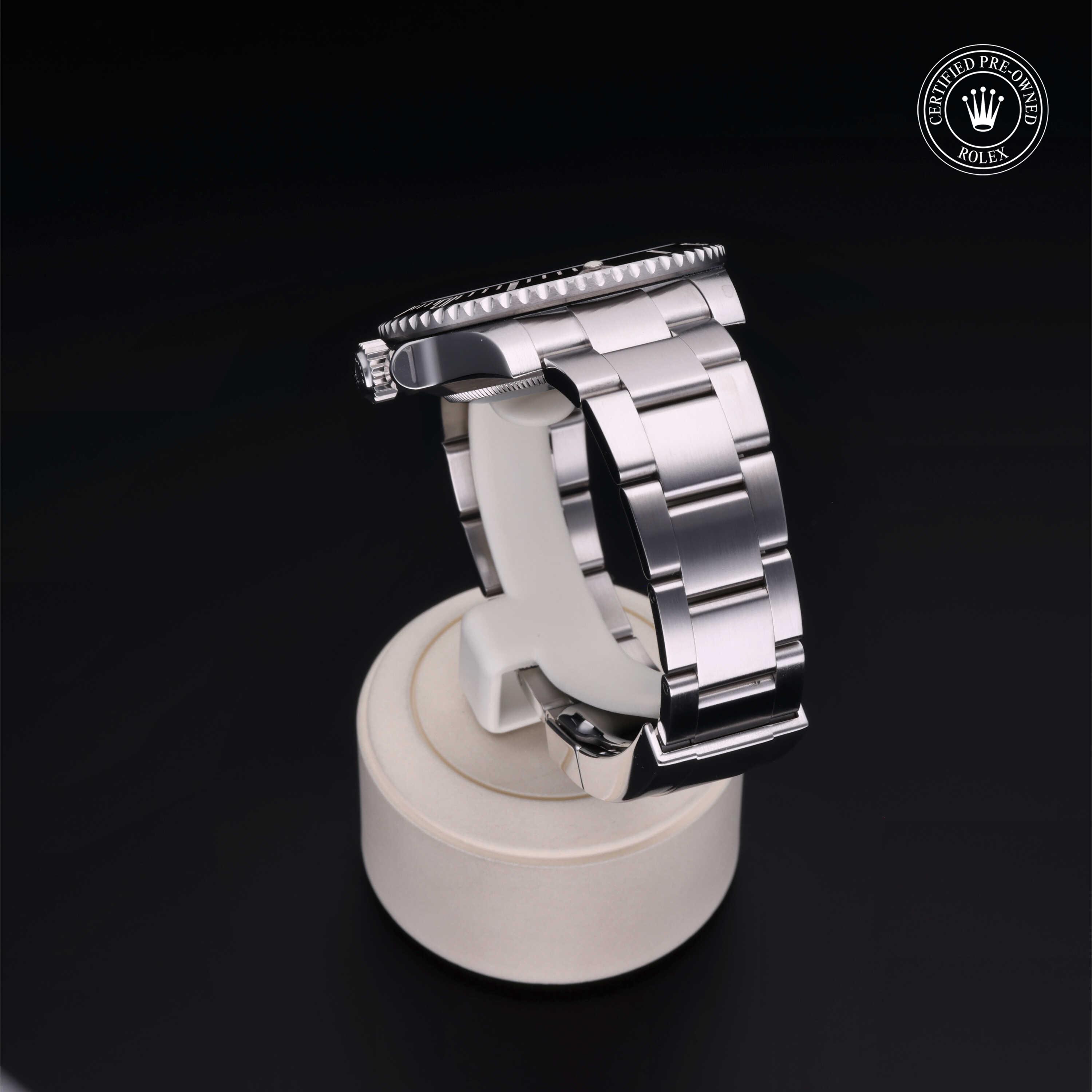 Oyster Perpetual Submariner