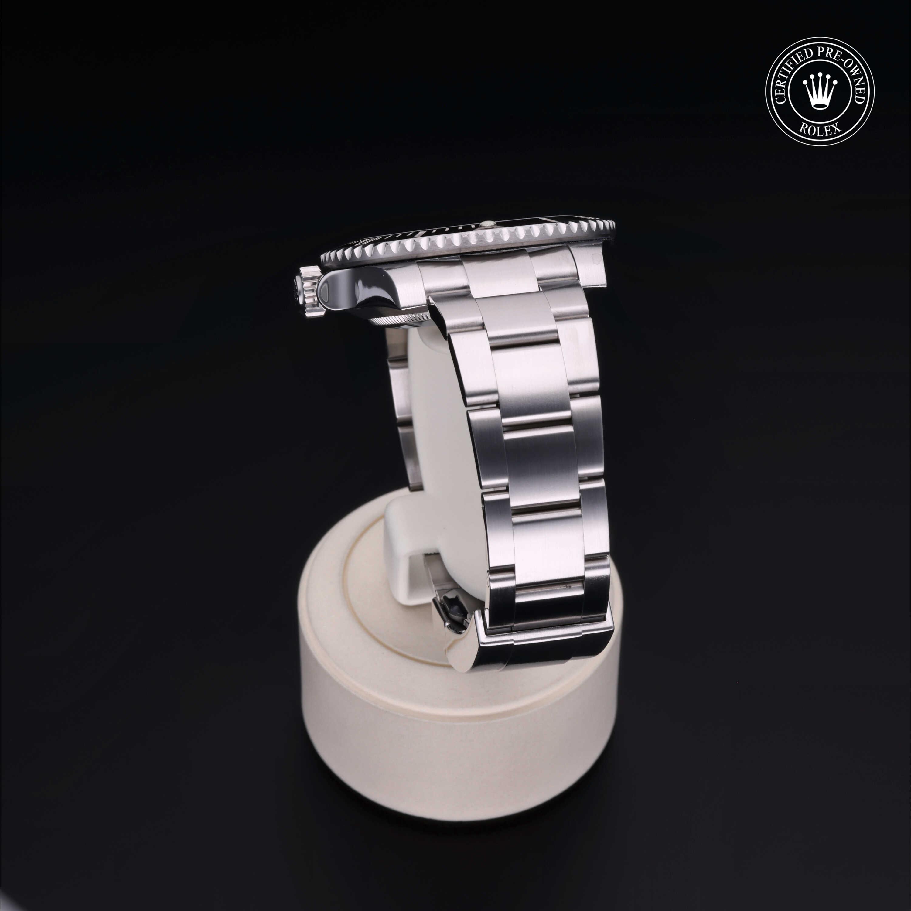 Oyster Perpetual Submariner