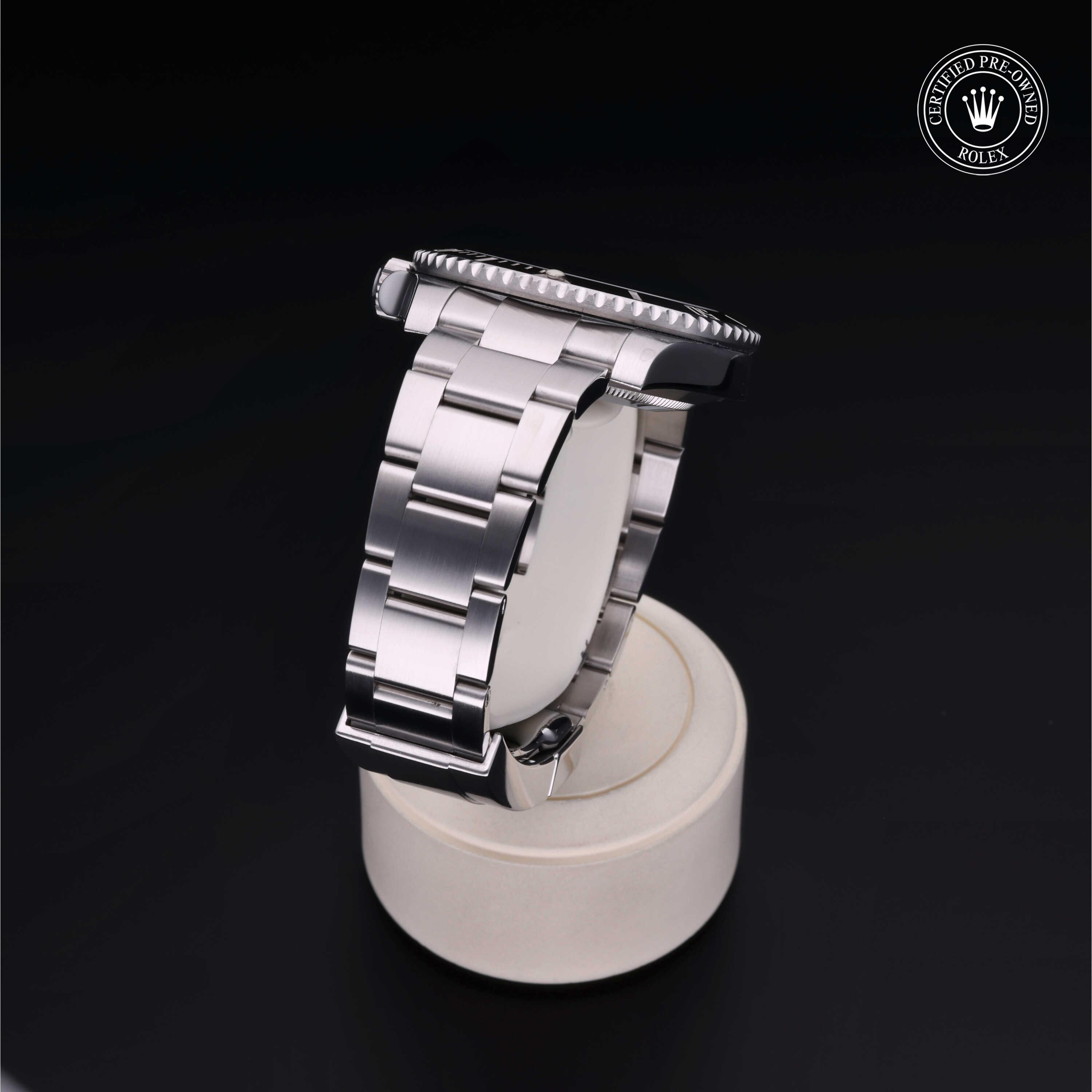 Oyster Perpetual Submariner