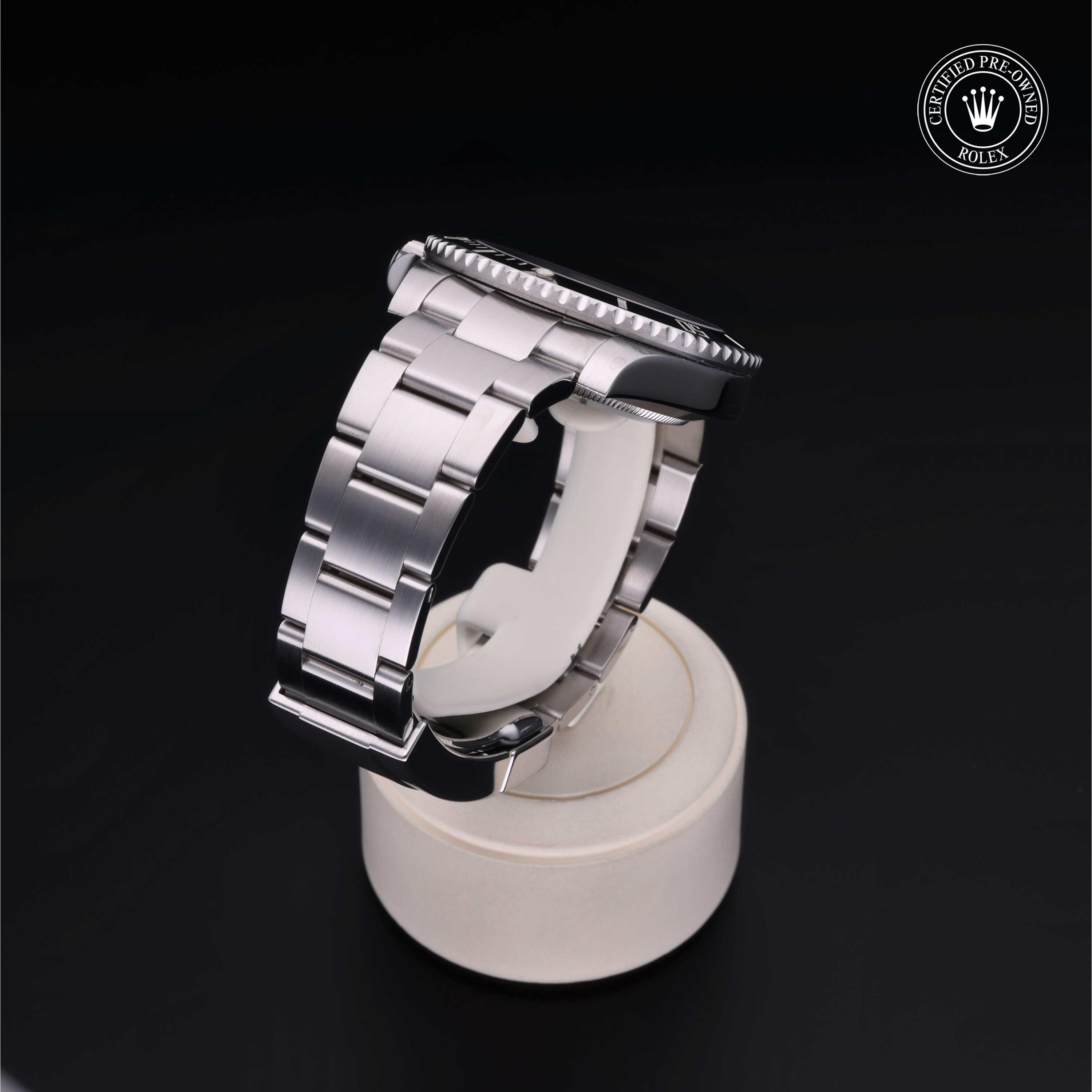 Oyster Perpetual Submariner