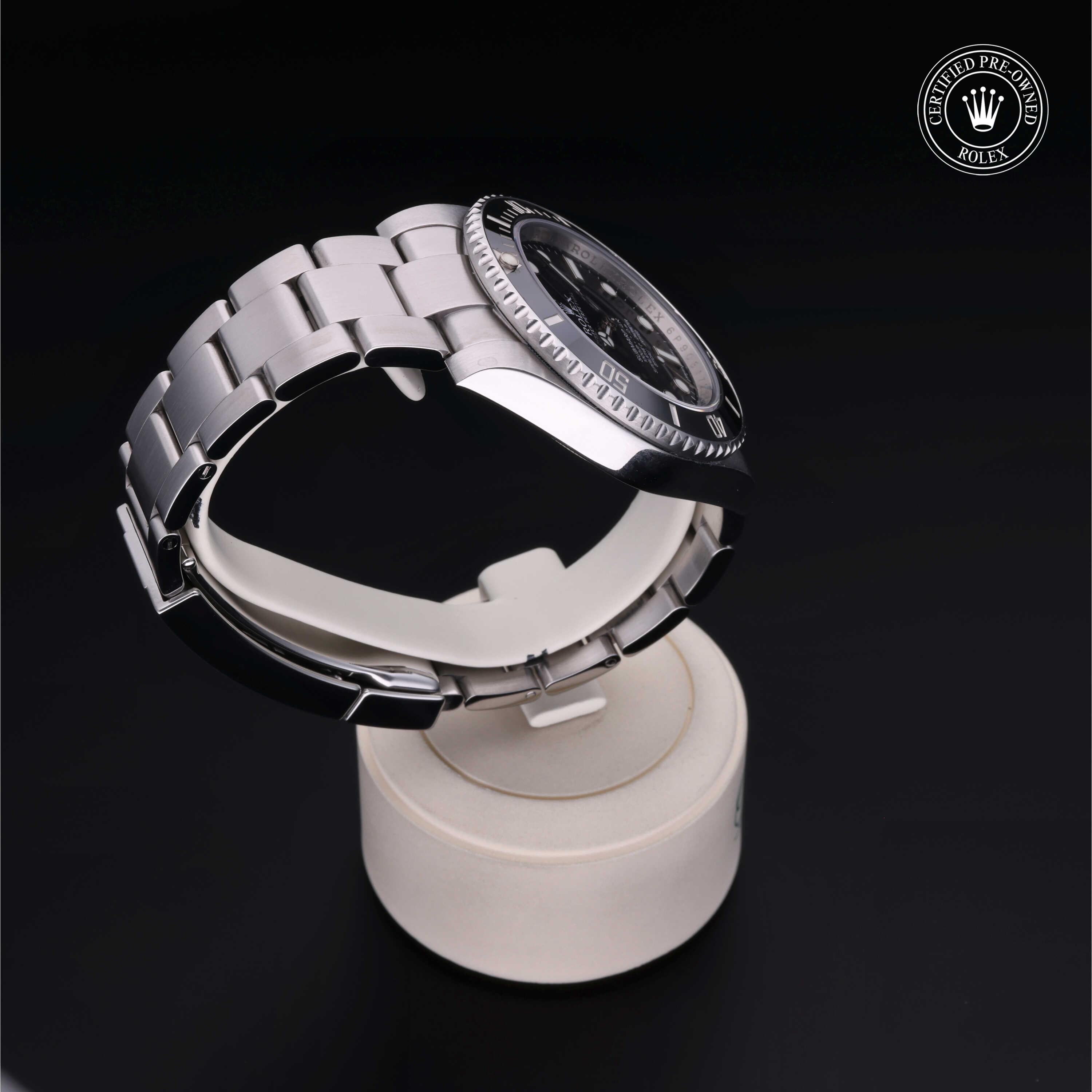 Oyster Perpetual Submariner