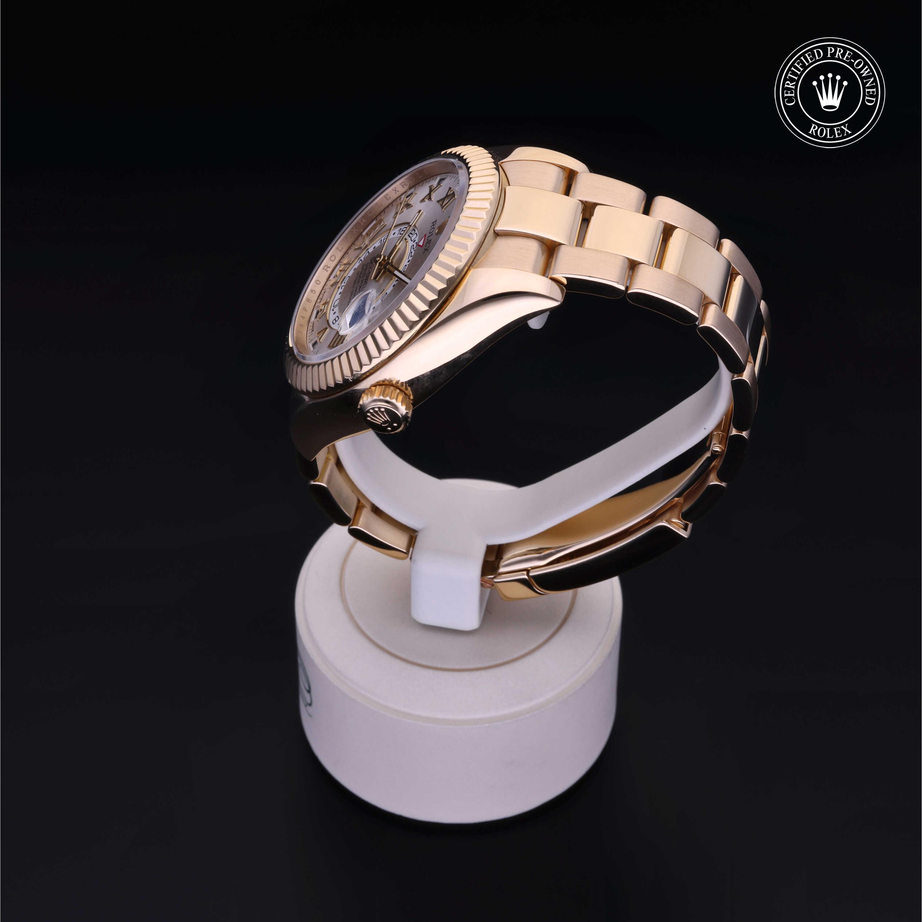 Oyster Perpetual Sky-Dweller