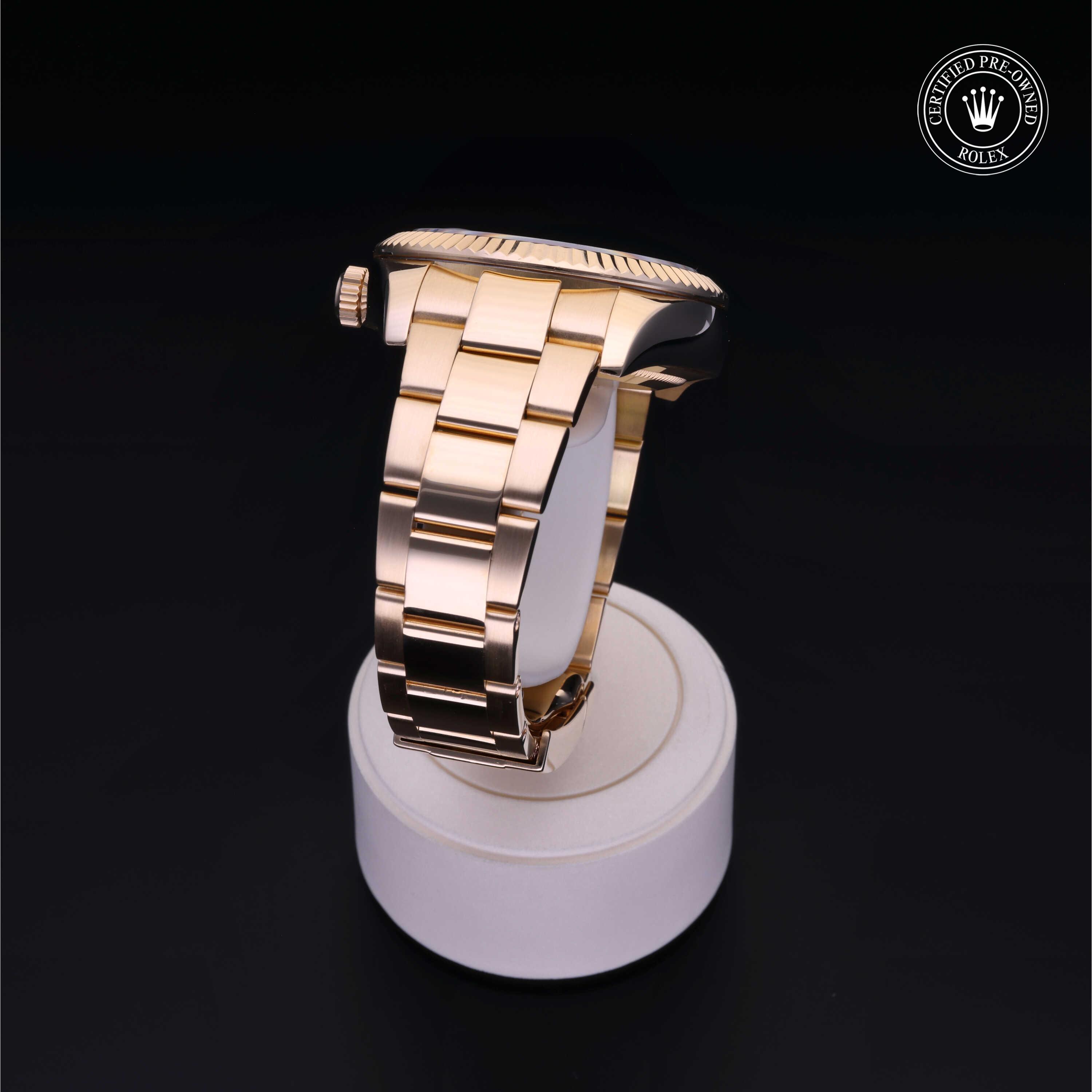 Oyster Perpetual Sky-Dweller