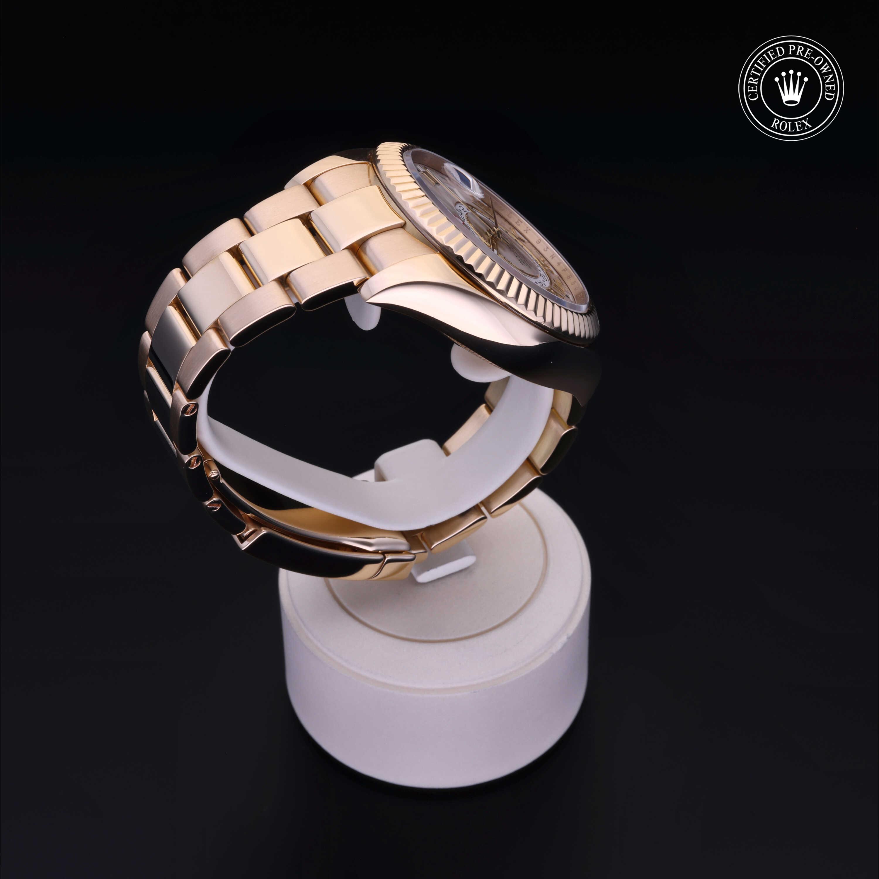 Oyster Perpetual Sky-Dweller