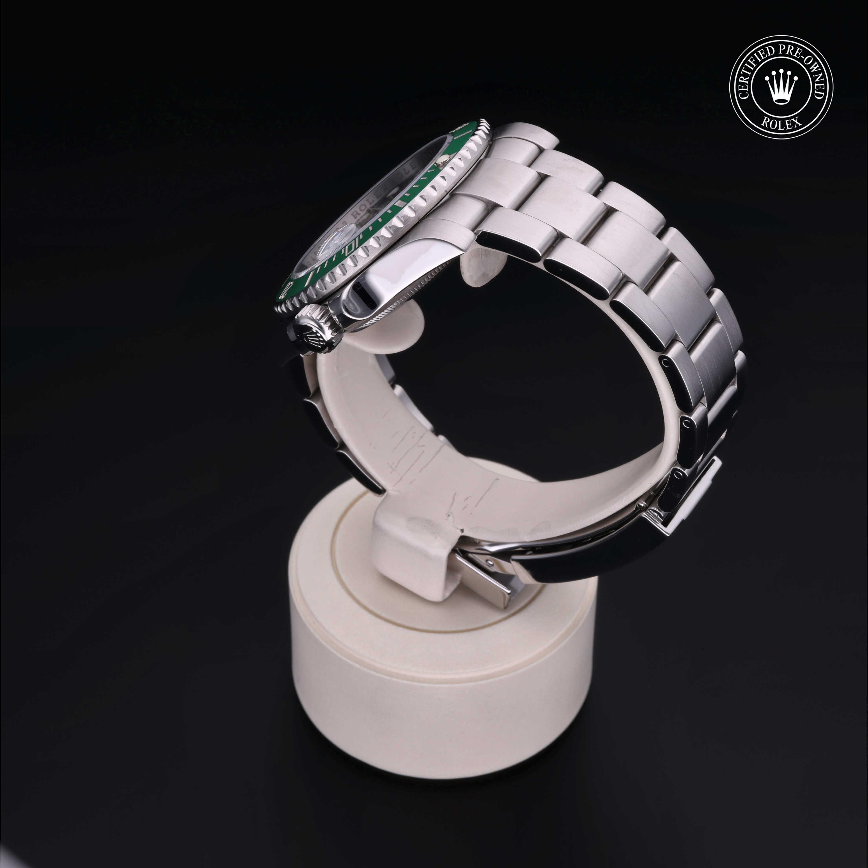Oyster Perpetual Submariner