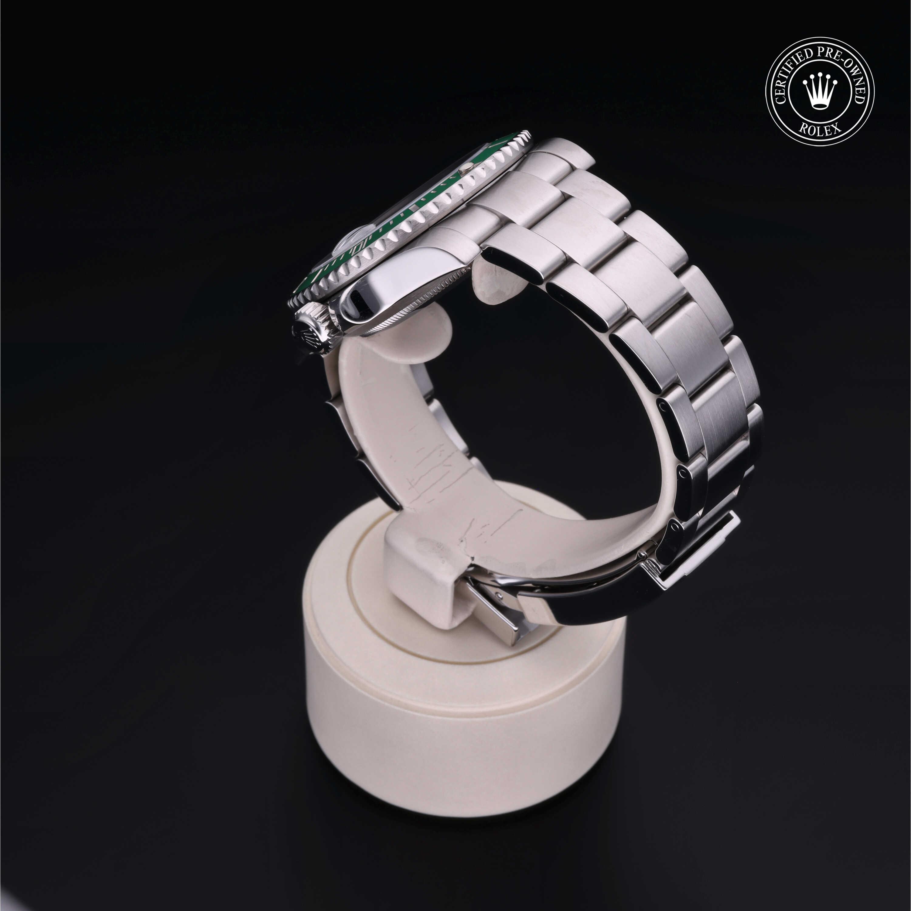 Oyster Perpetual Submariner