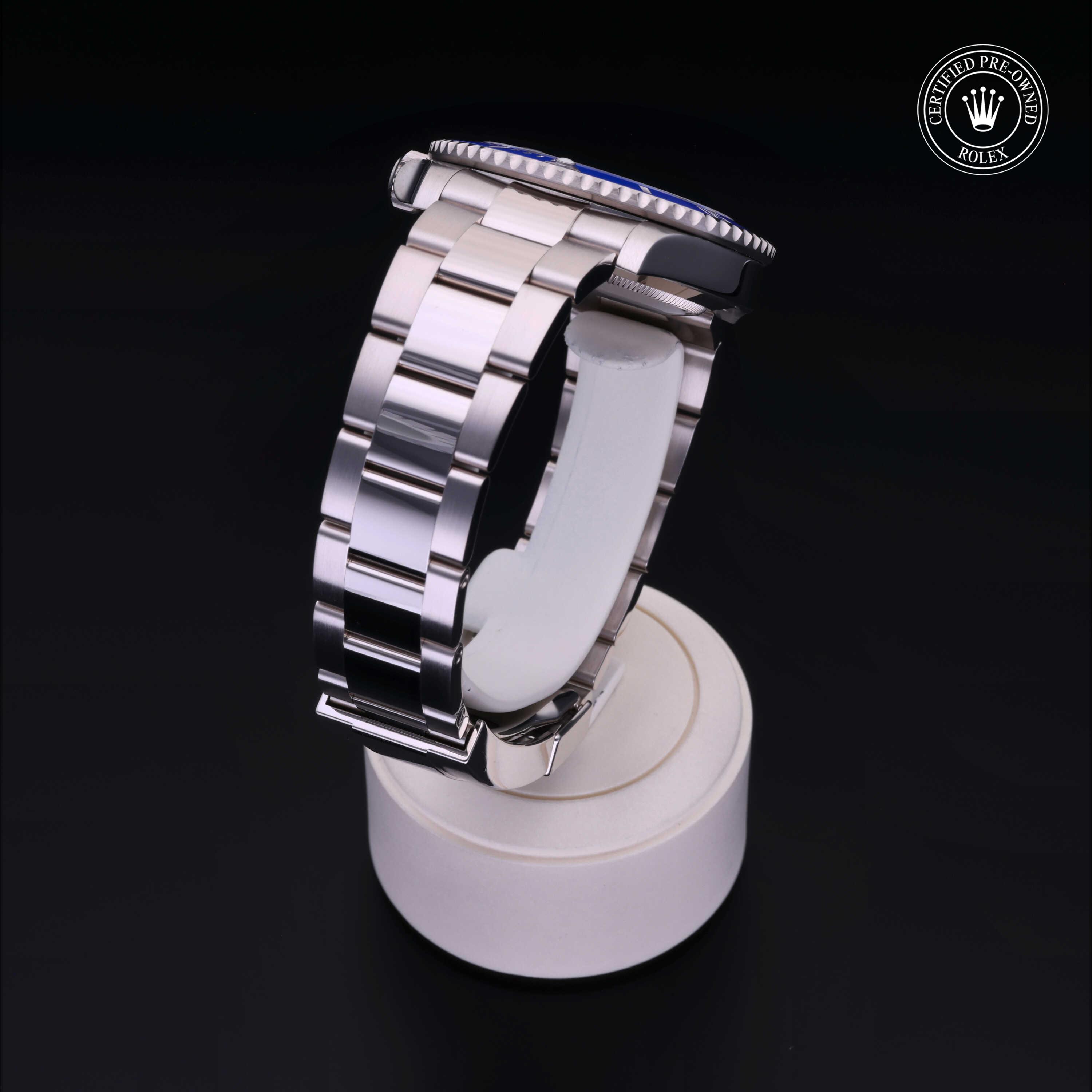 Oyster Perpetual Submariner