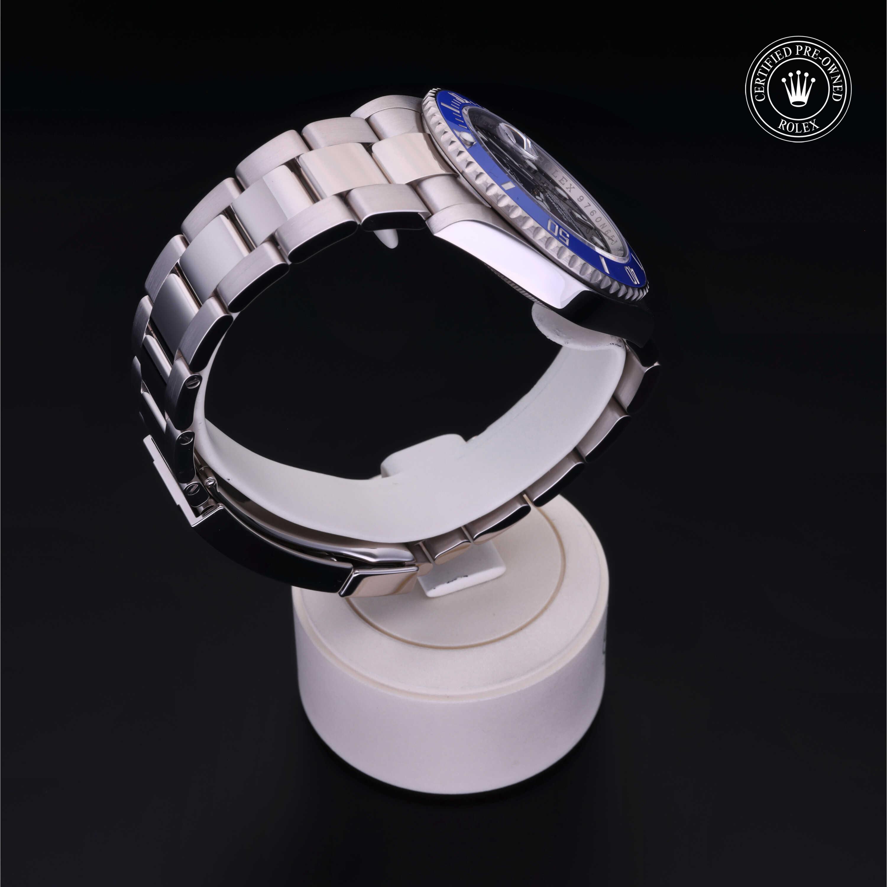 Oyster Perpetual Submariner