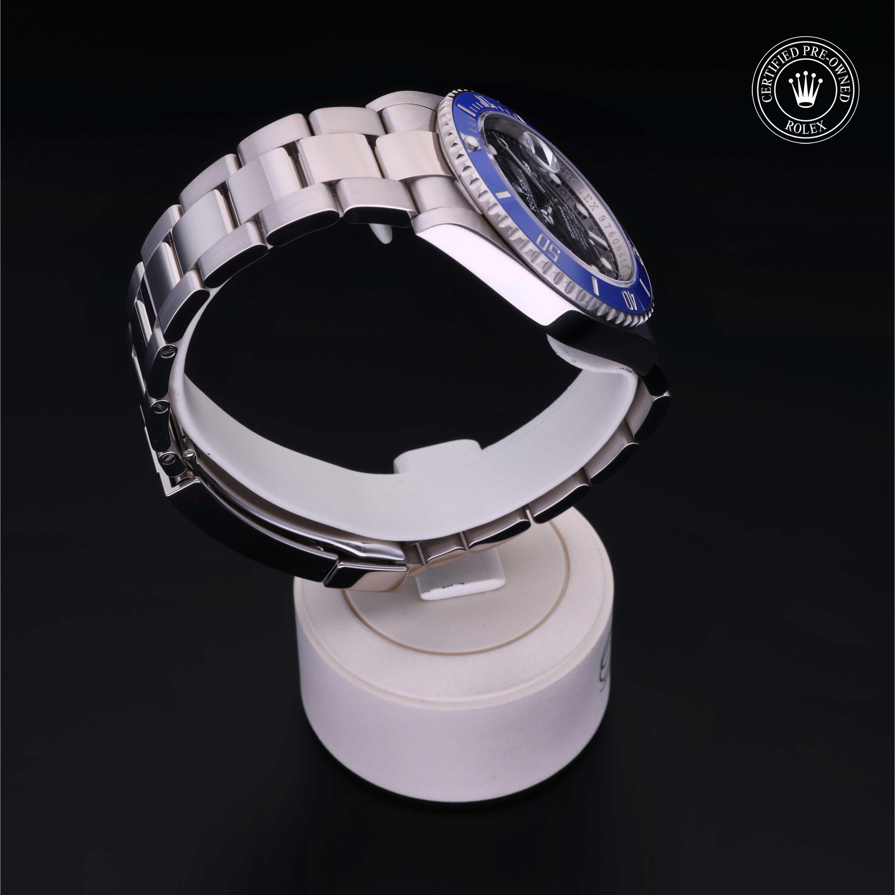 Oyster Perpetual Submariner