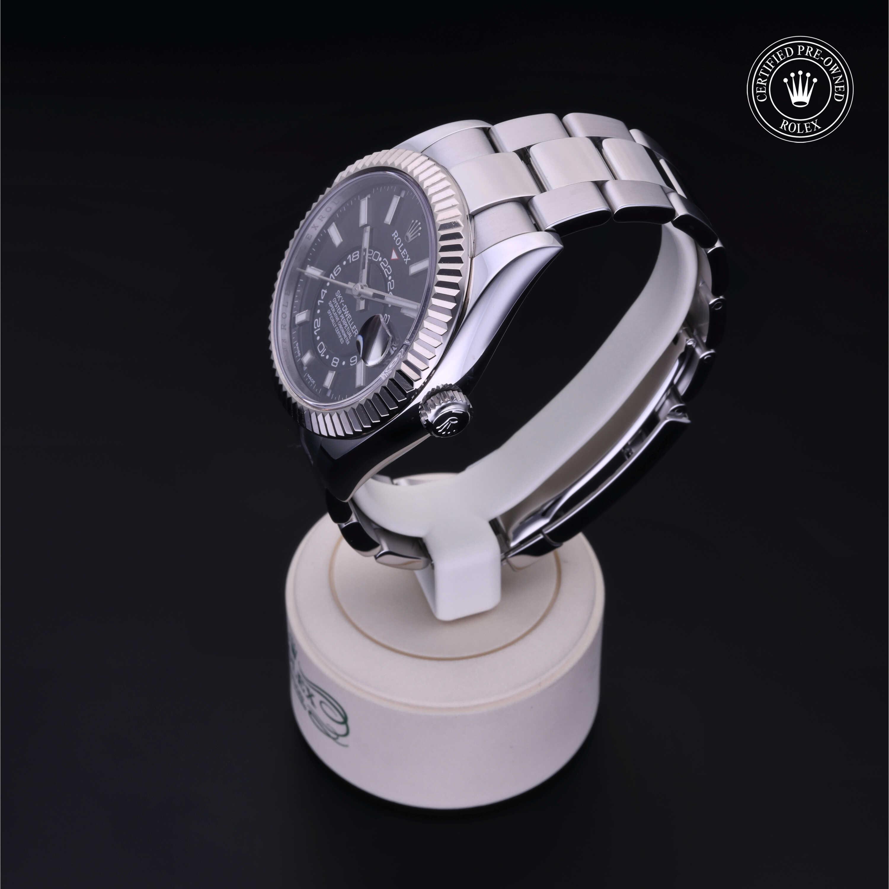 Oyster Perpetual Sky-Dweller