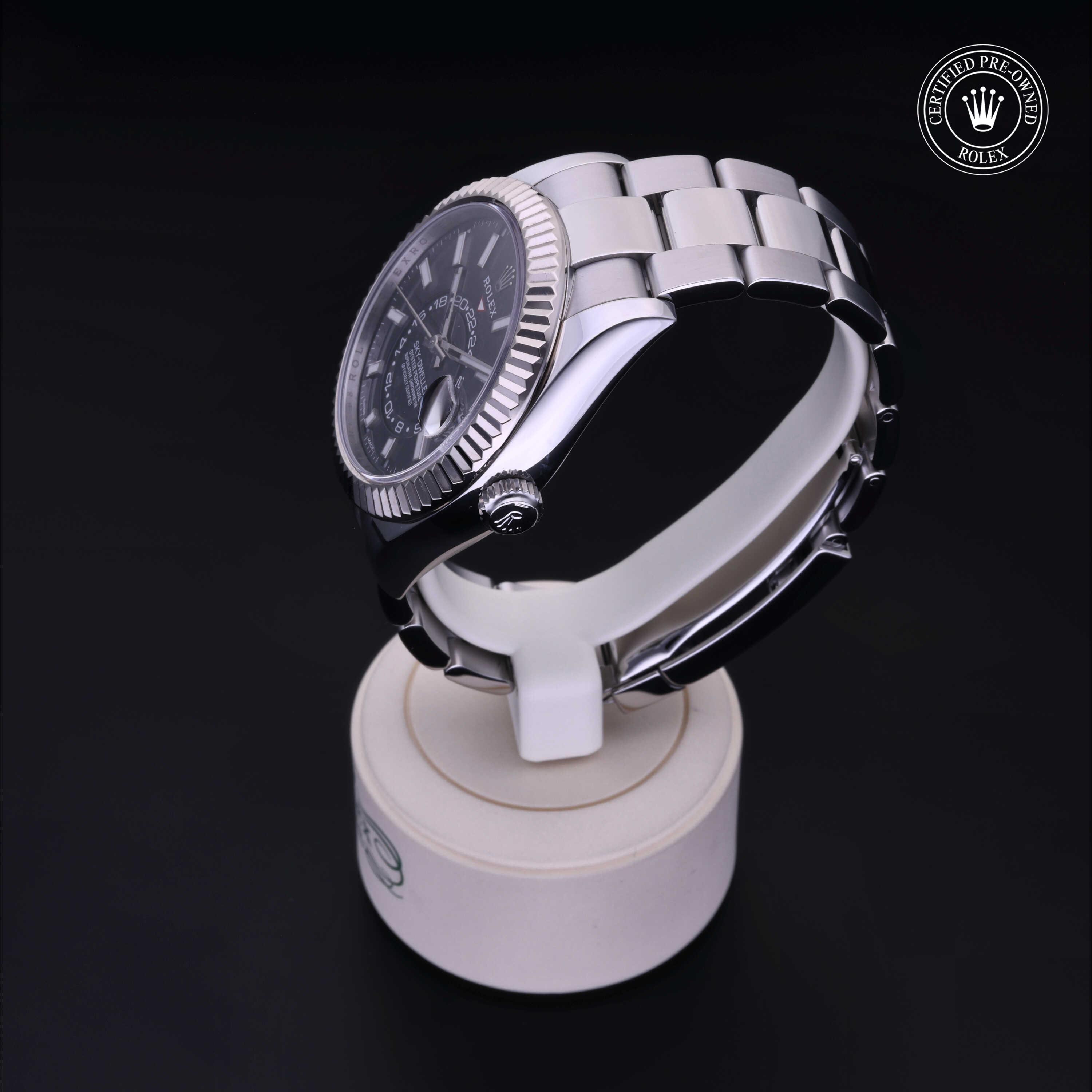 Oyster Perpetual Sky-Dweller