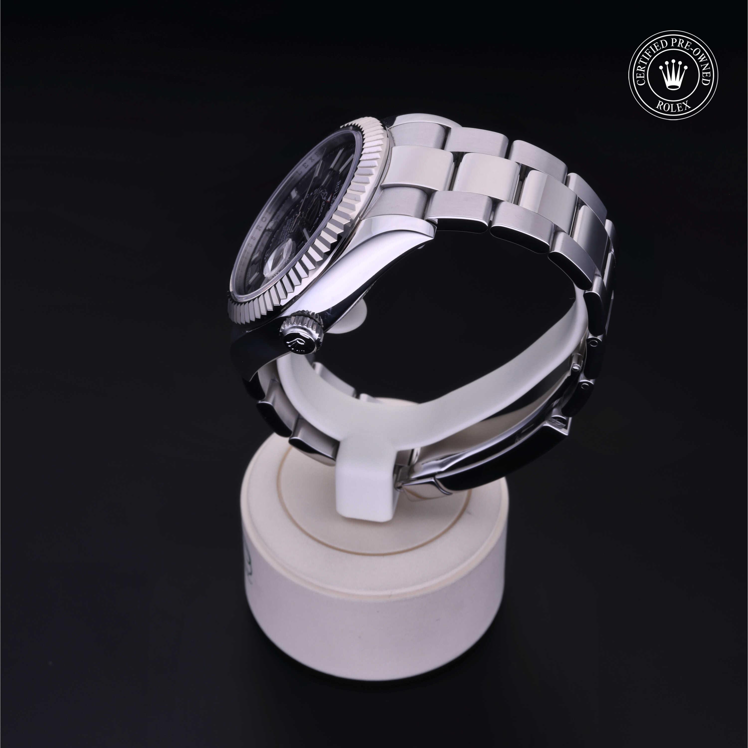 Oyster Perpetual Sky-Dweller