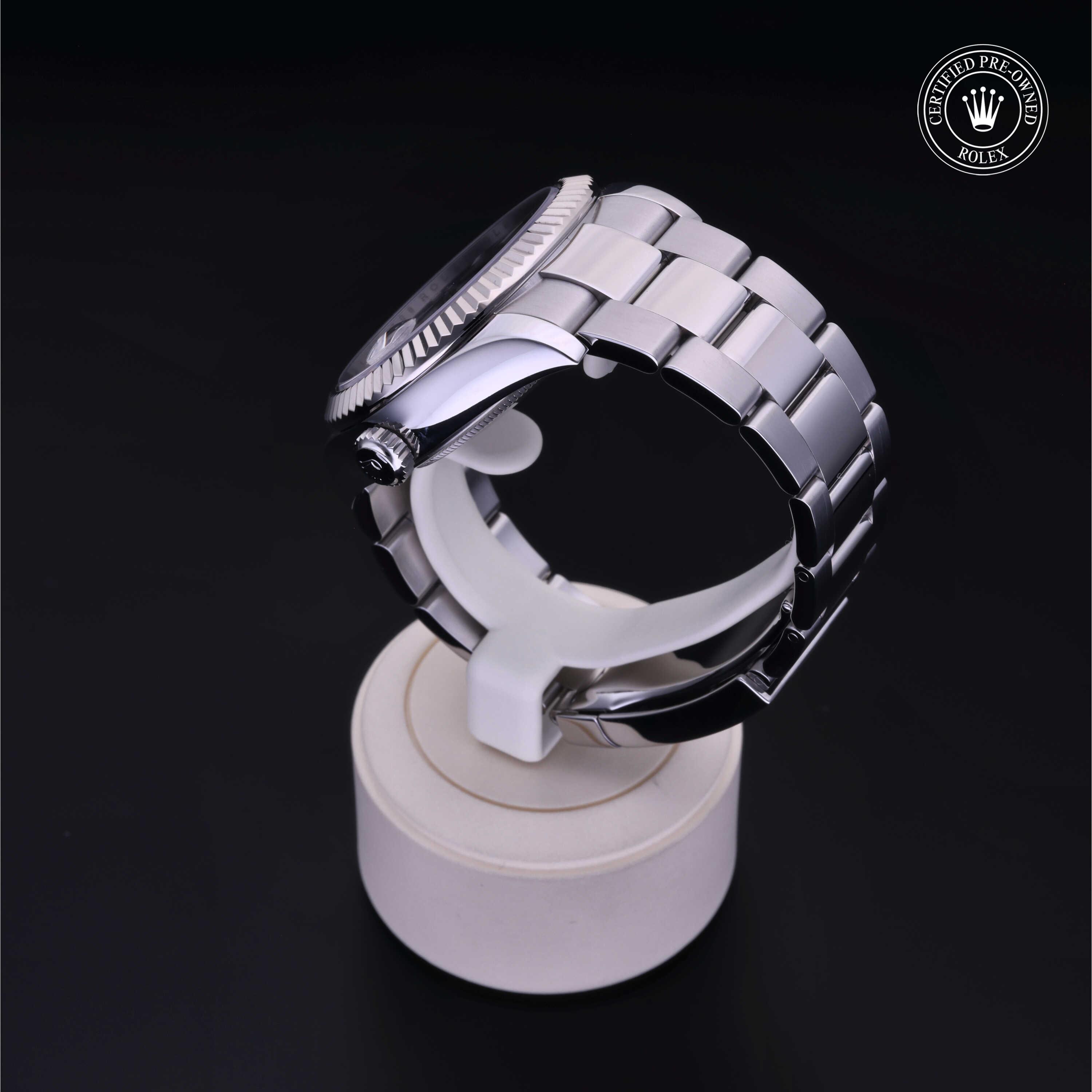 Oyster Perpetual Sky-Dweller