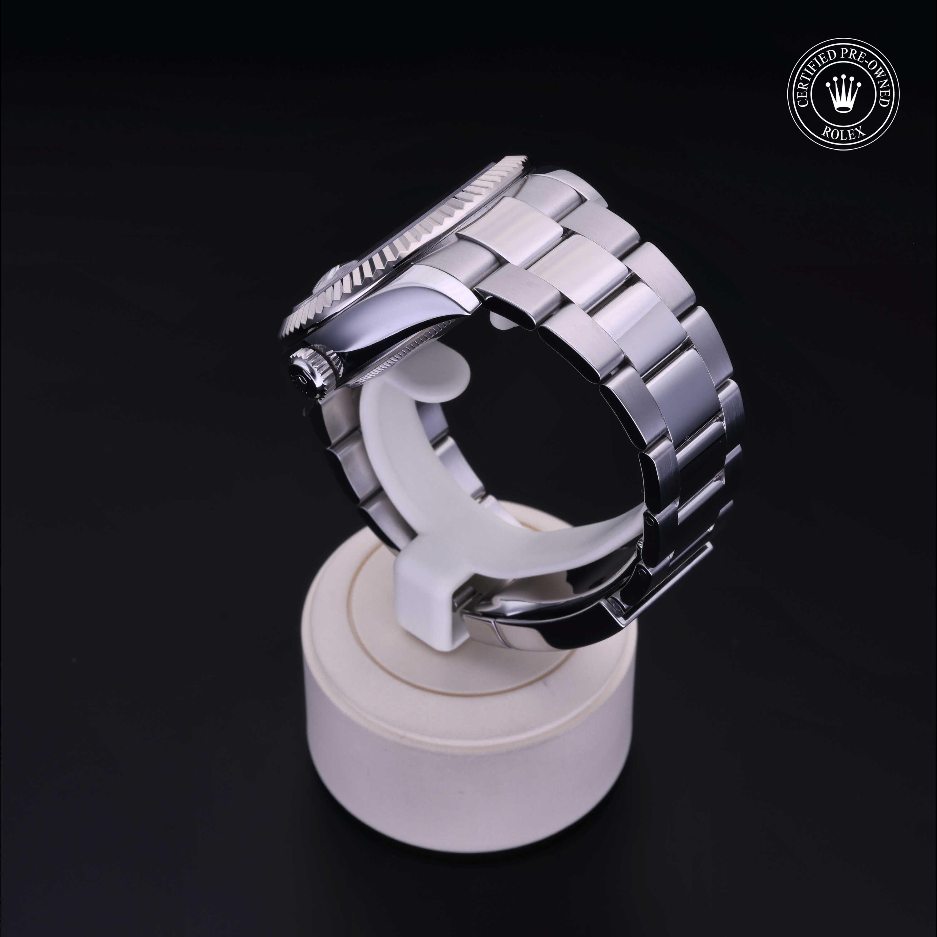 Oyster Perpetual Sky-Dweller