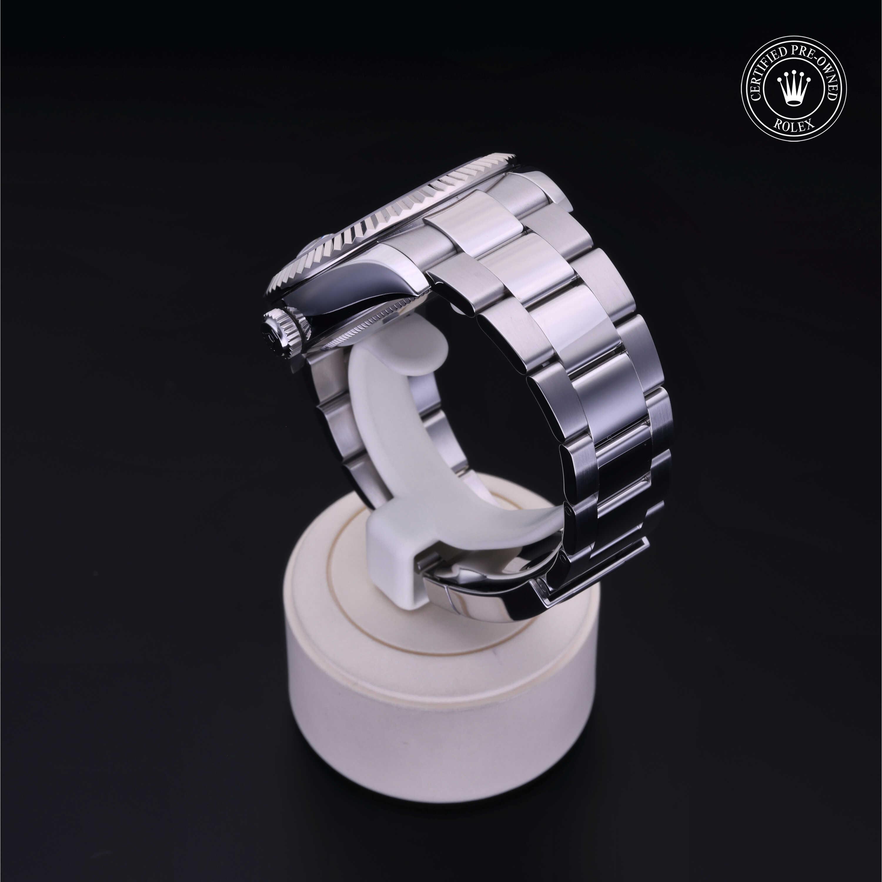 Oyster Perpetual Sky-Dweller