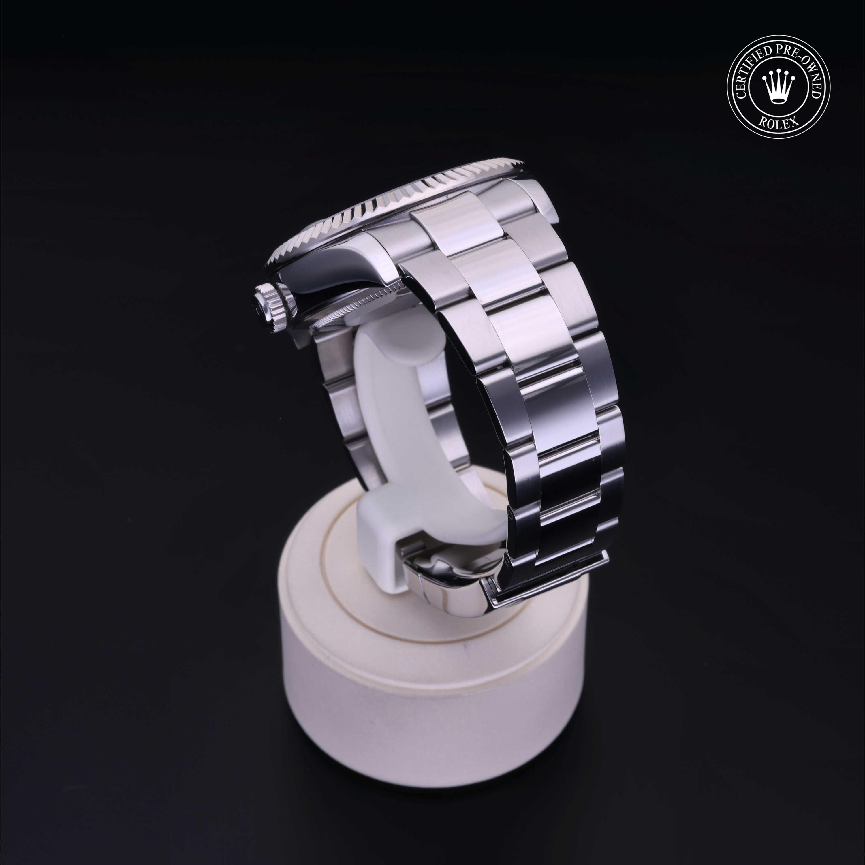 Oyster Perpetual Sky-Dweller