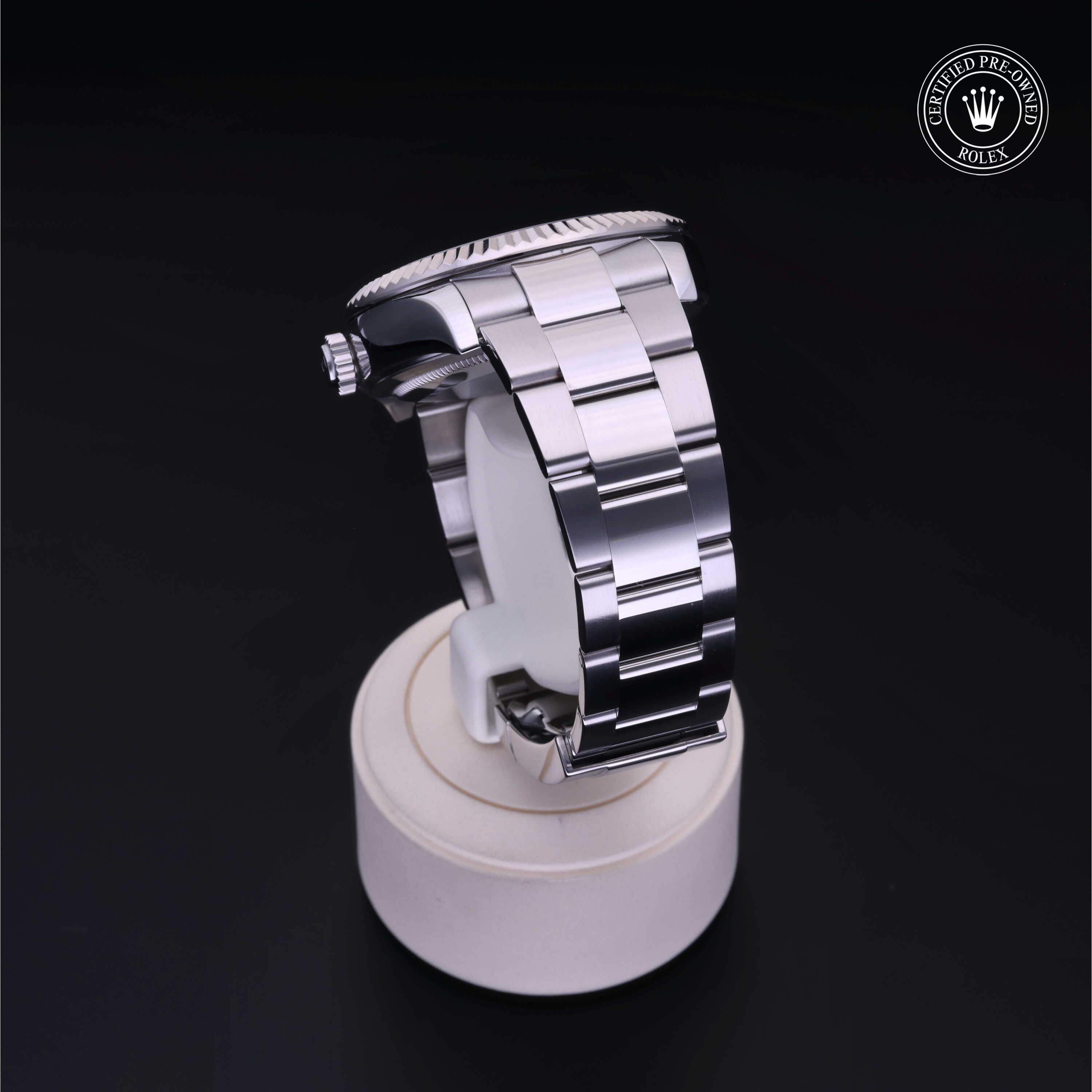 Oyster Perpetual Sky-Dweller
