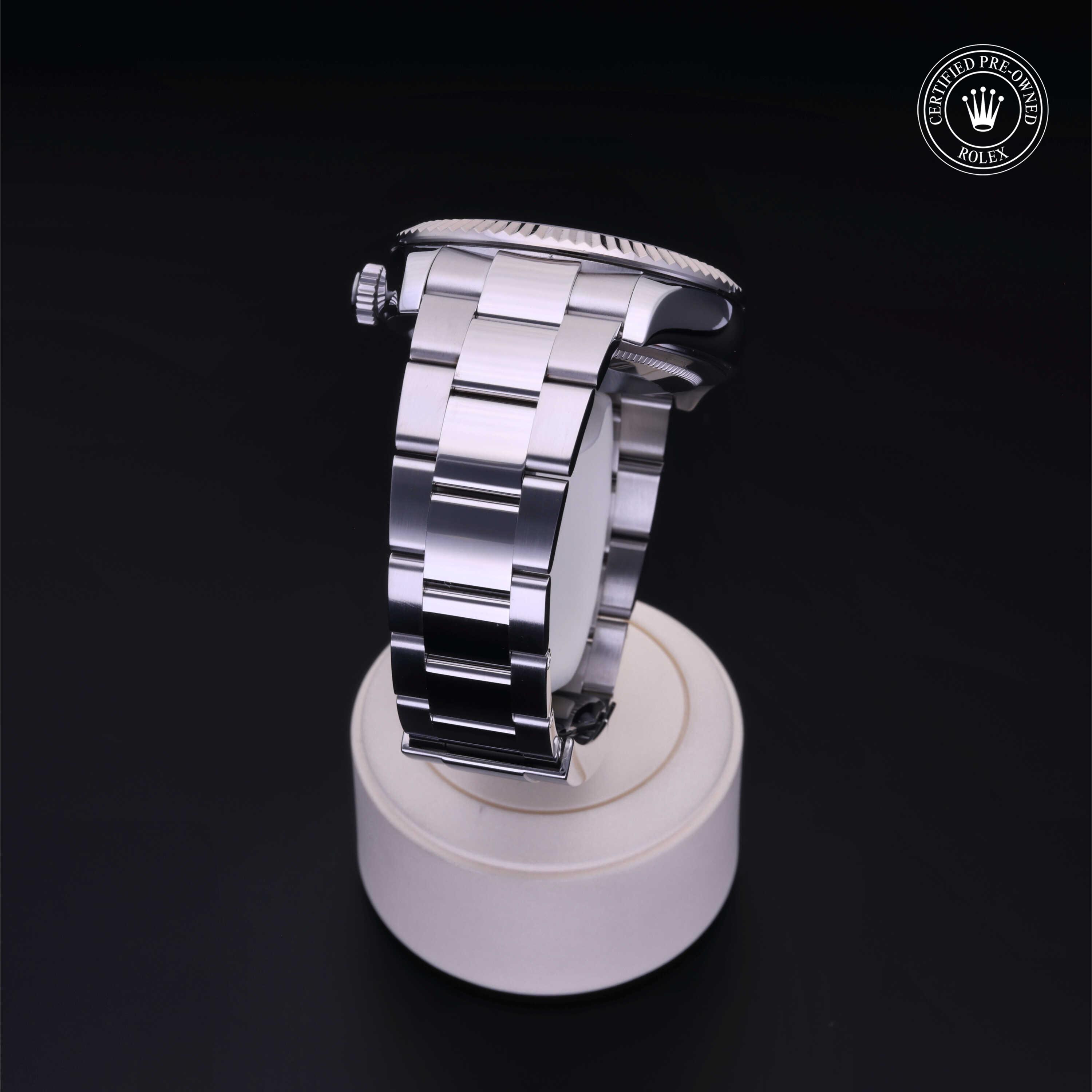 Oyster Perpetual Sky-Dweller