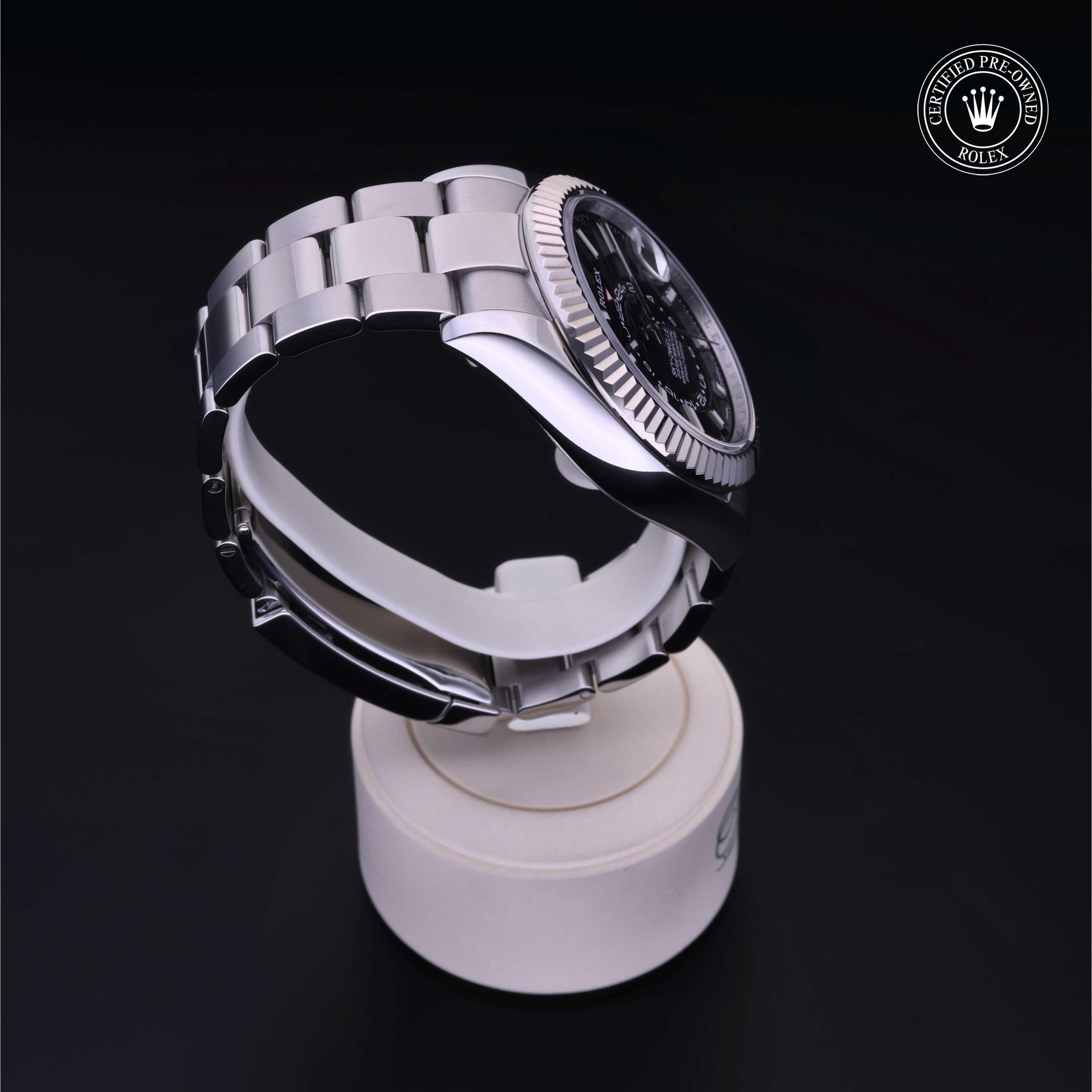 Oyster Perpetual Sky-Dweller