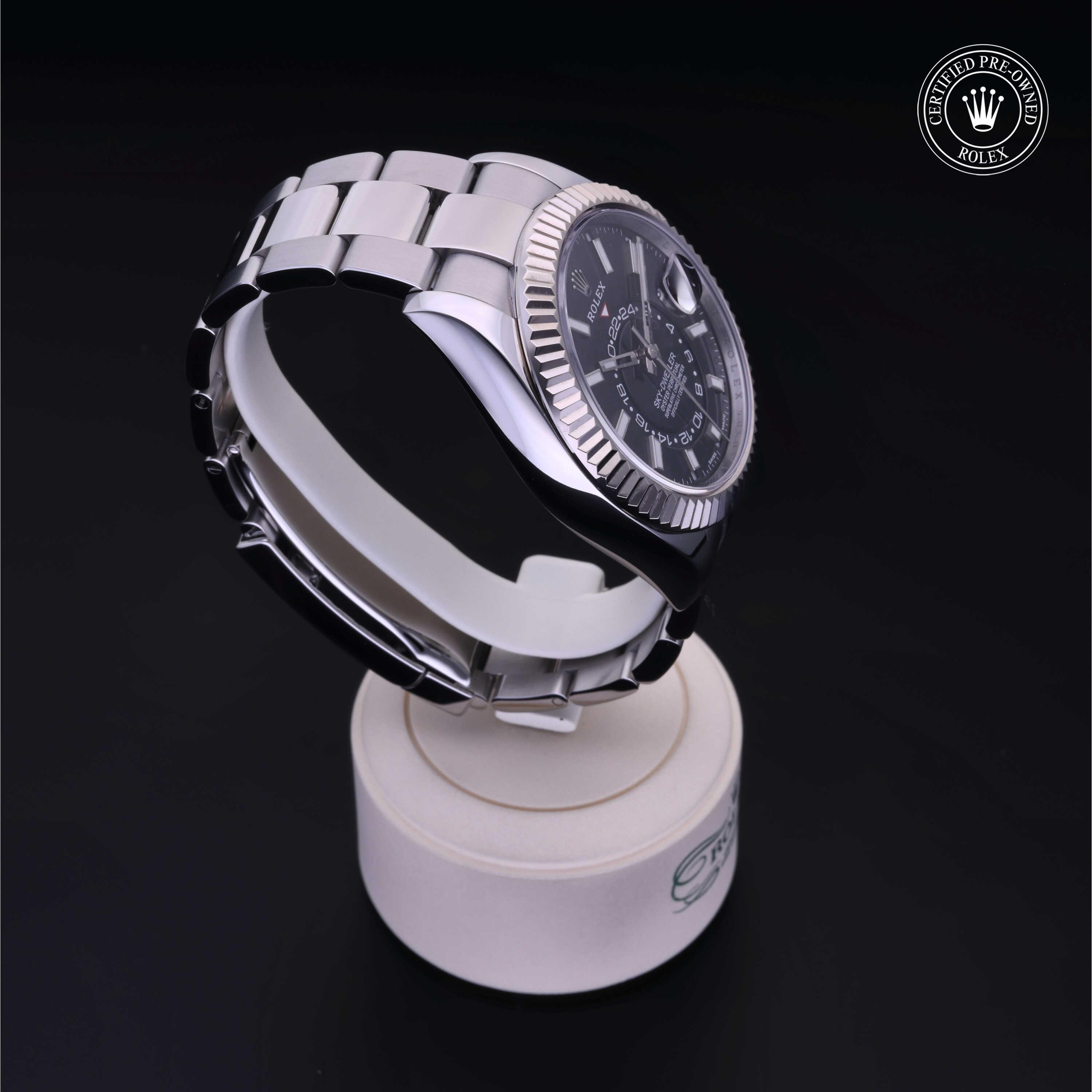 Oyster Perpetual Sky-Dweller