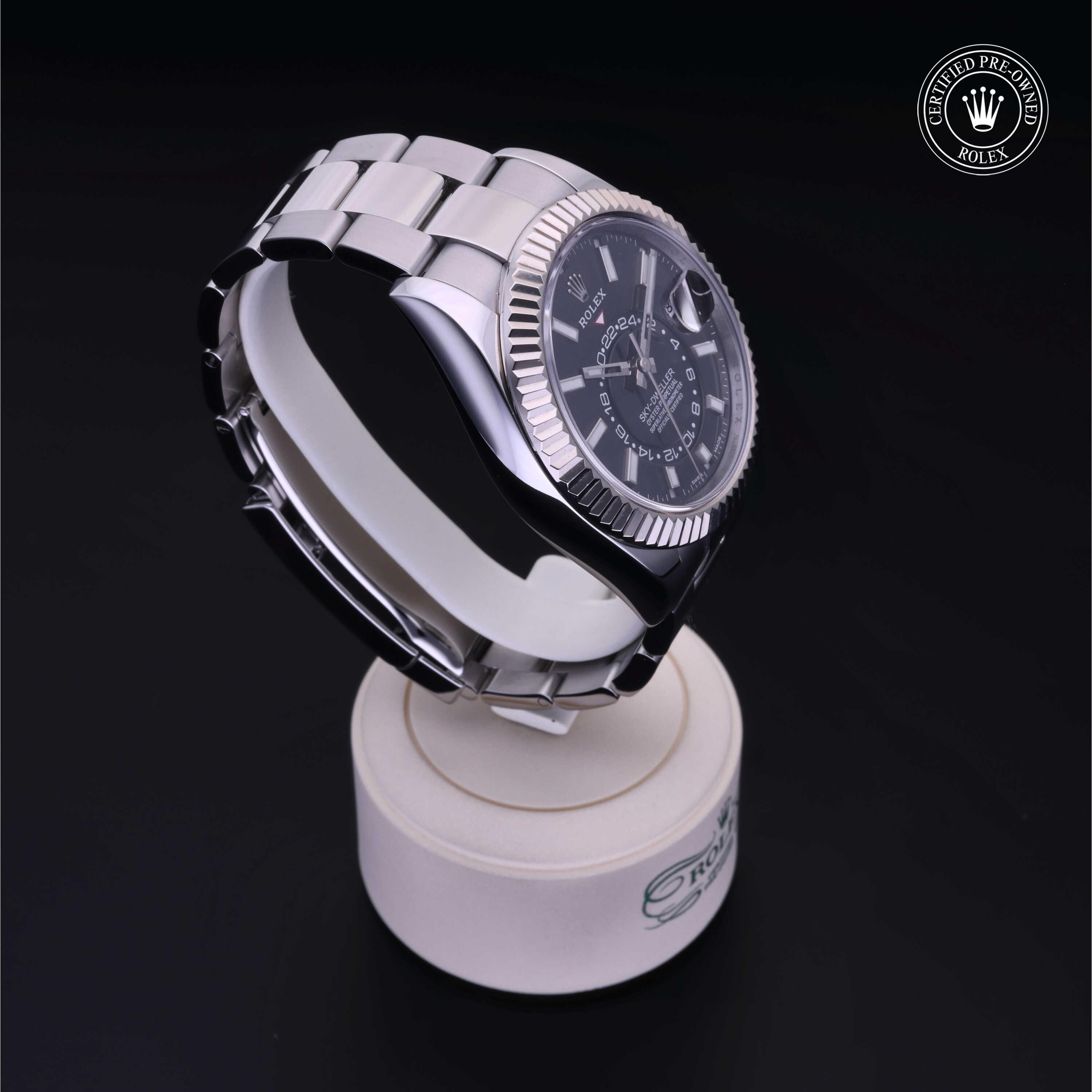 Oyster Perpetual Sky-Dweller