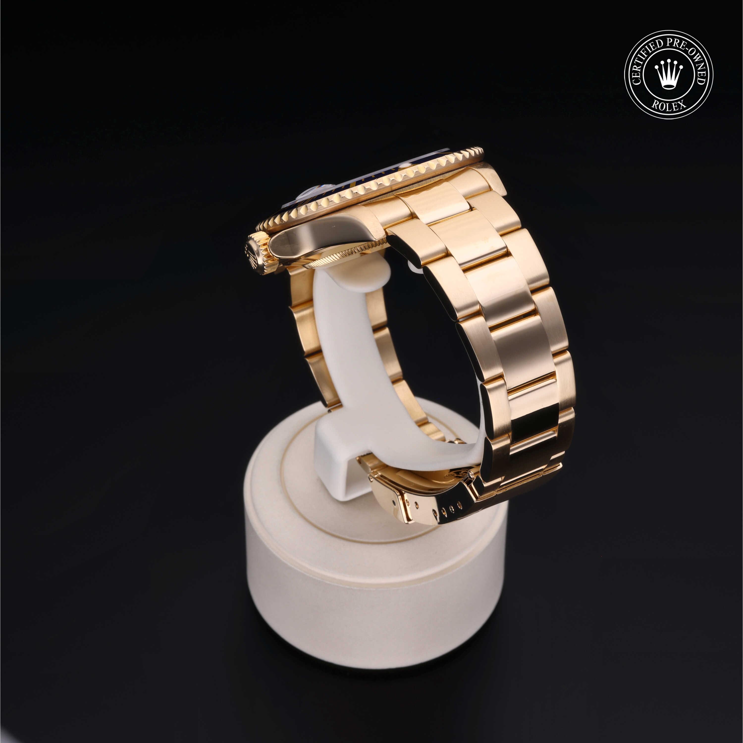 Oyster Perpetual Submariner