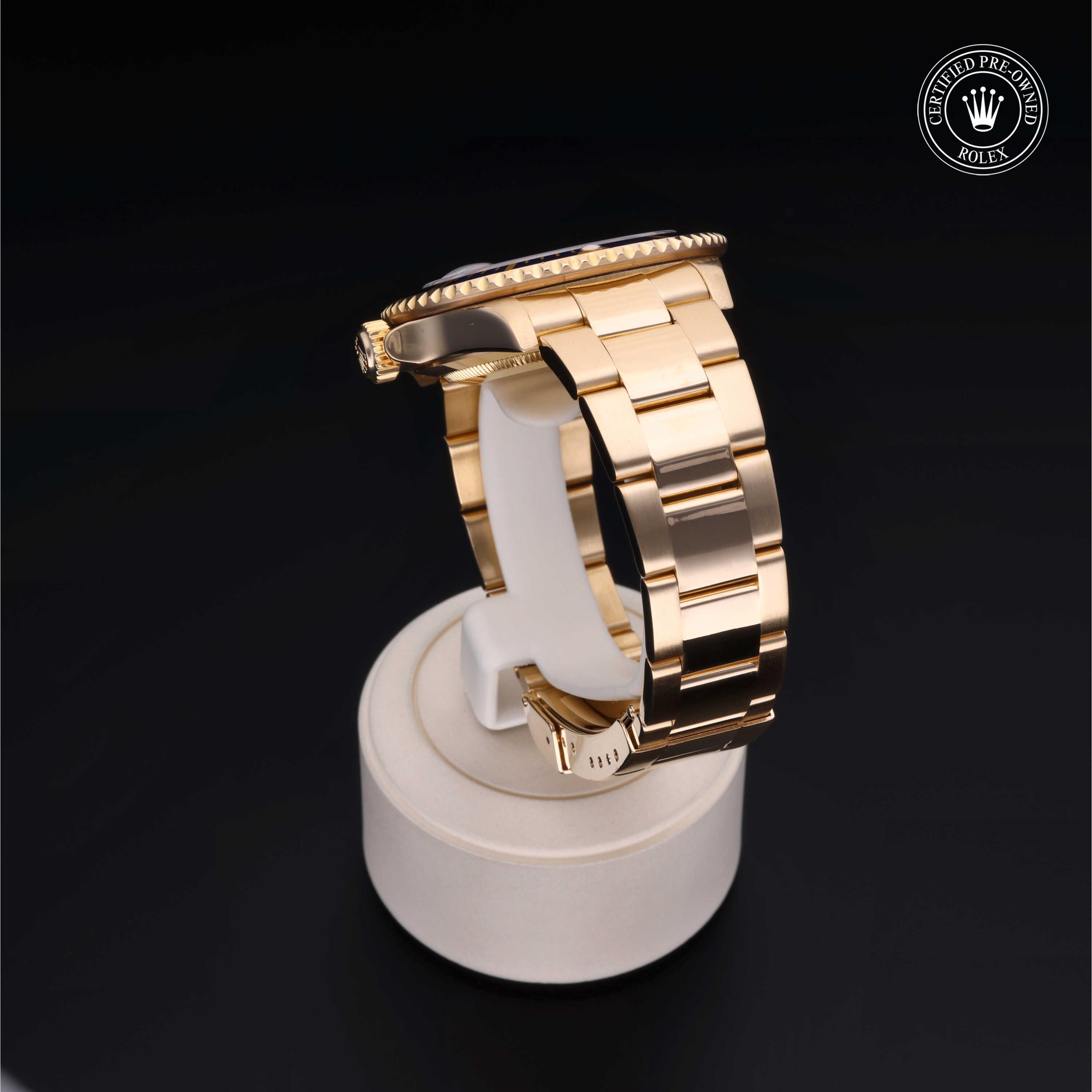 Oyster Perpetual Submariner