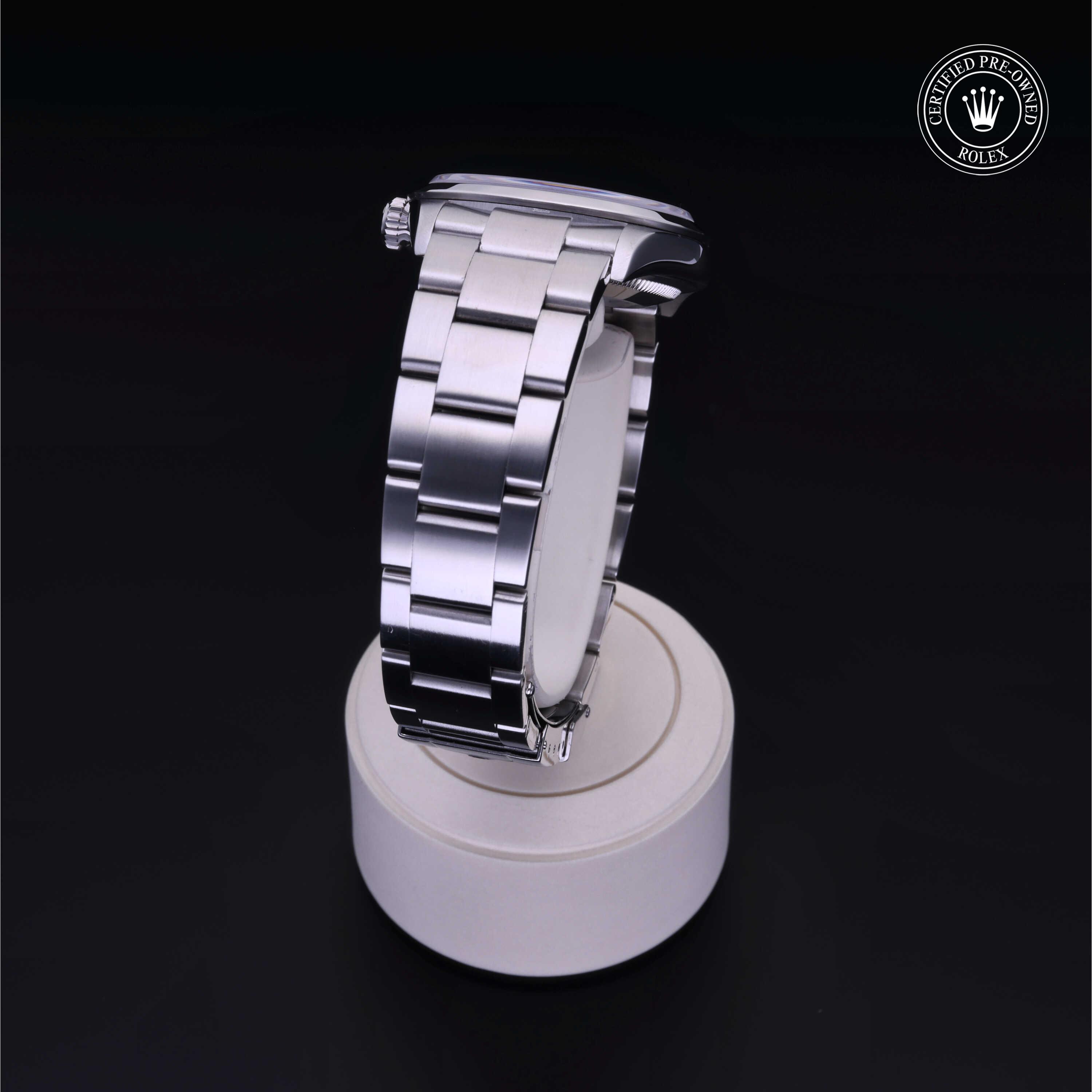 Oyster Perpetual Explorer
