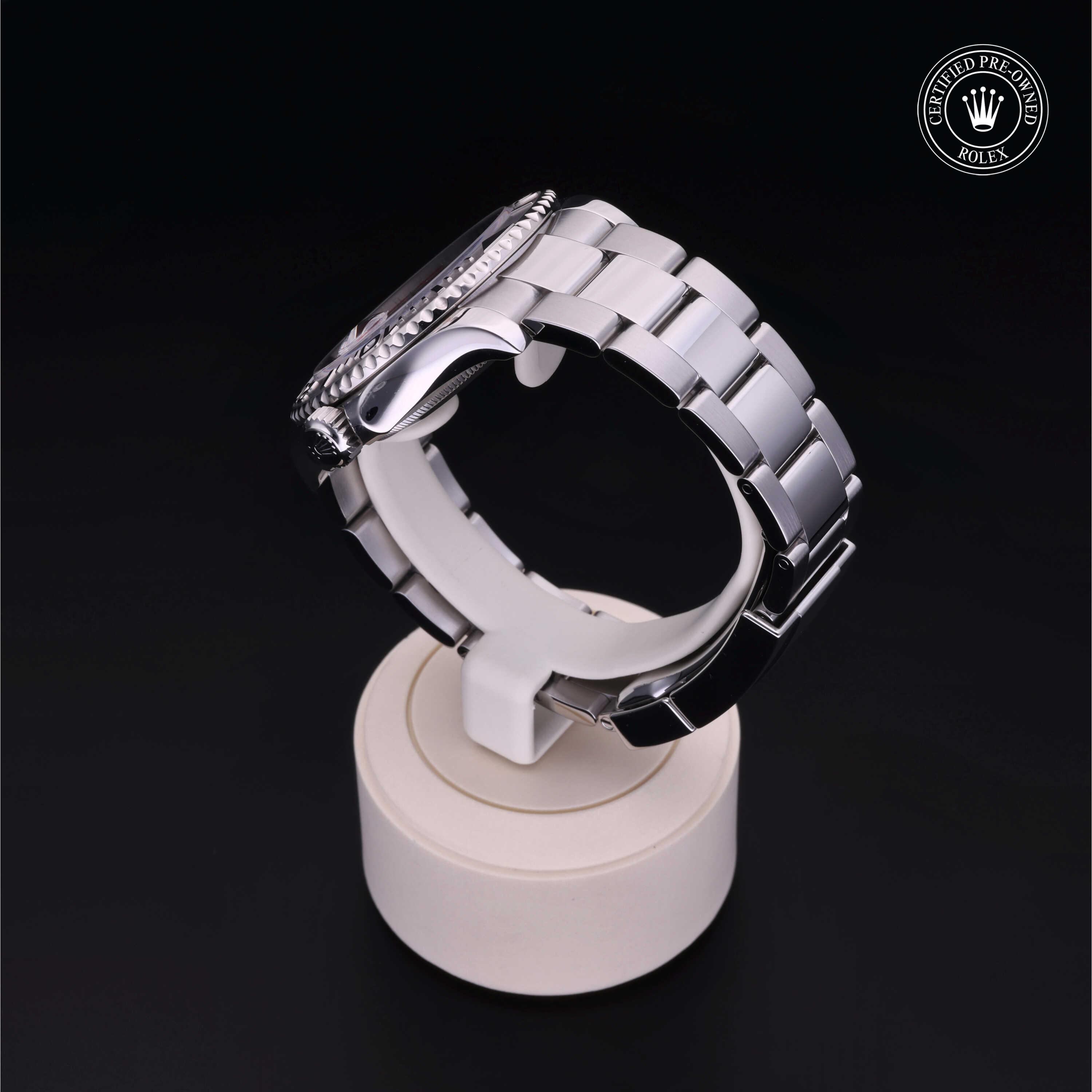 Oyster Perpetual Yacht-Master 40