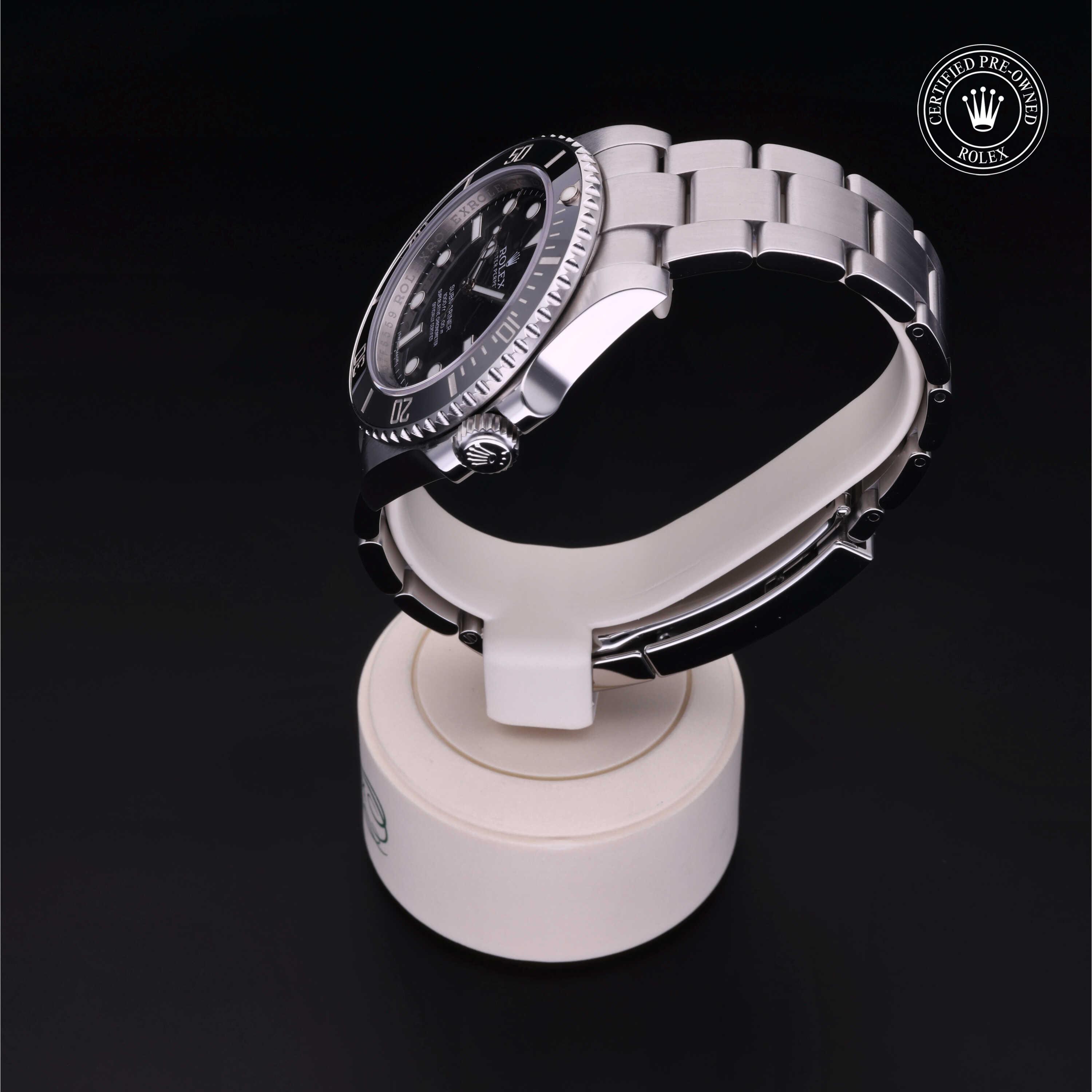 Oyster Perpetual Submariner