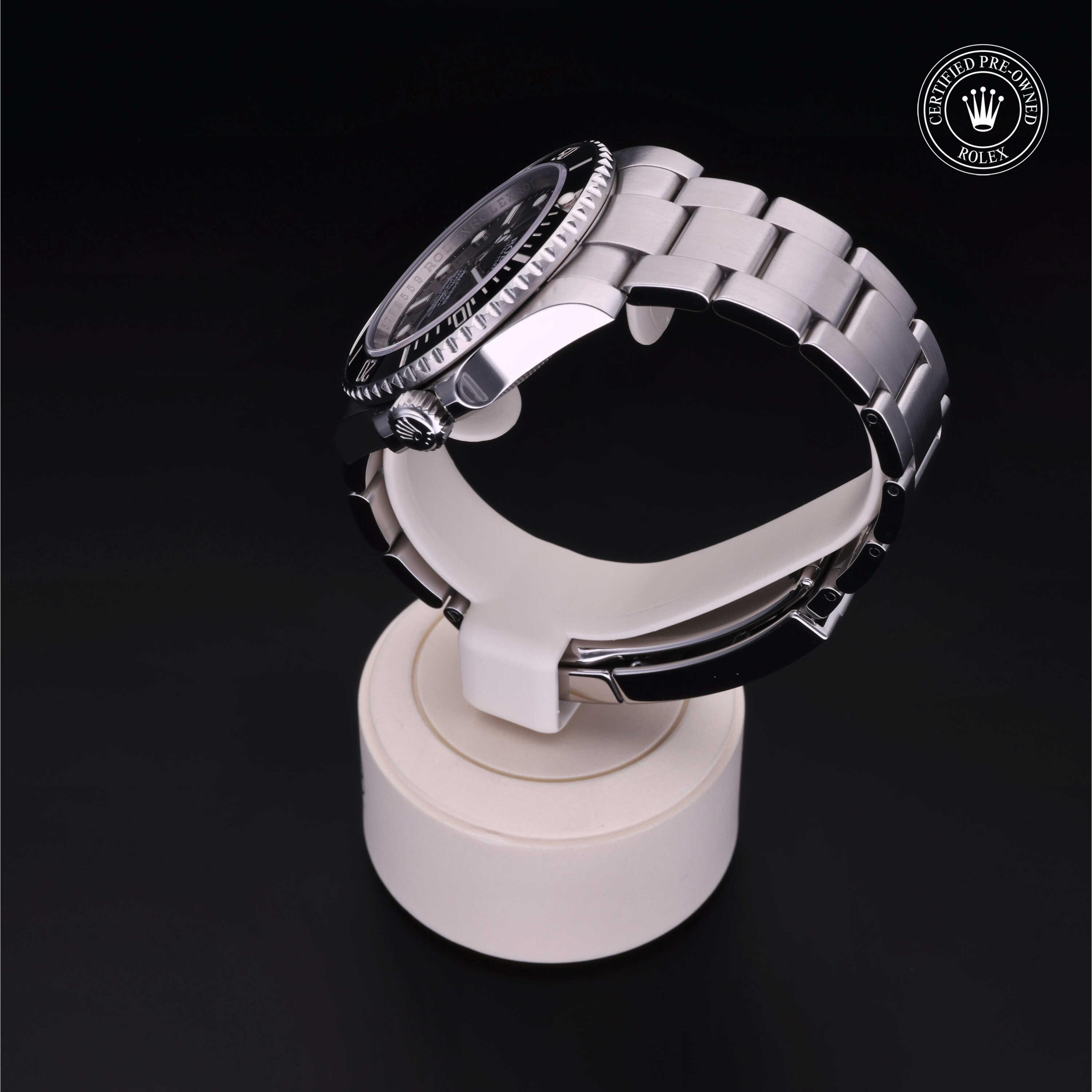 Oyster Perpetual Submariner