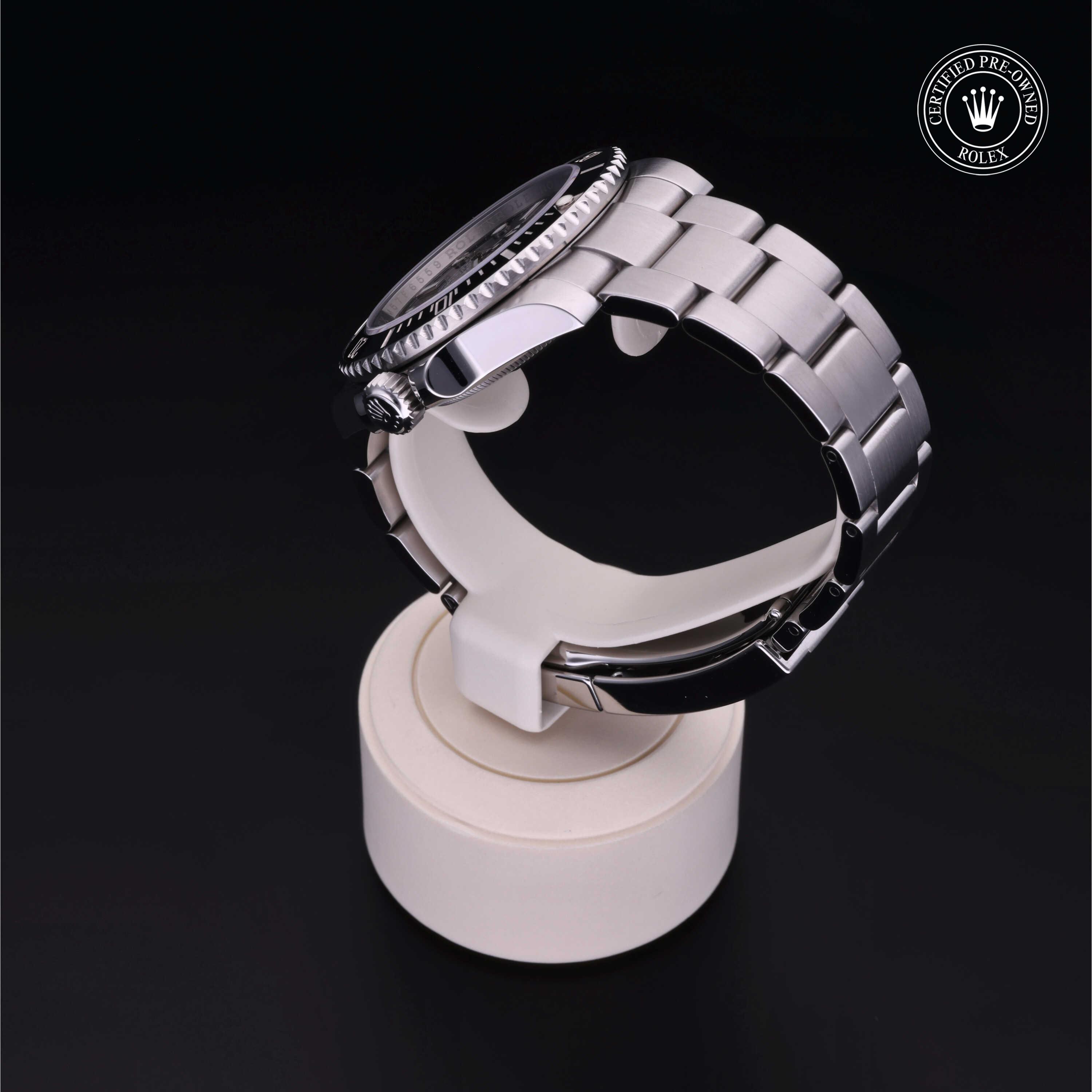 Oyster Perpetual Submariner