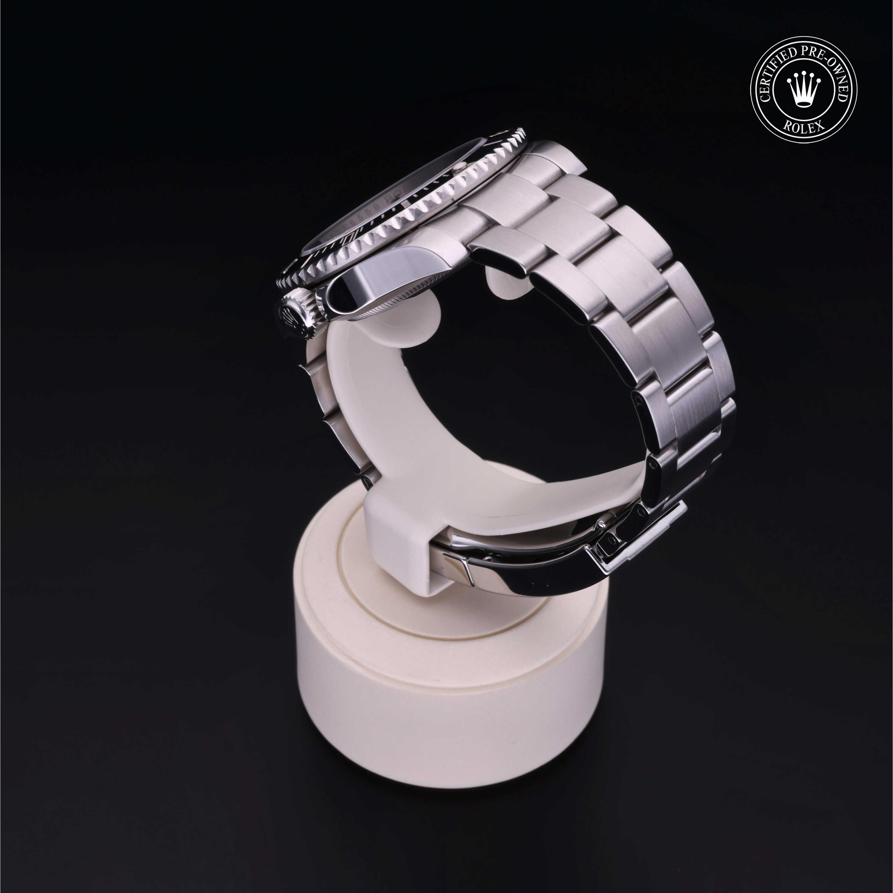 Oyster Perpetual Submariner