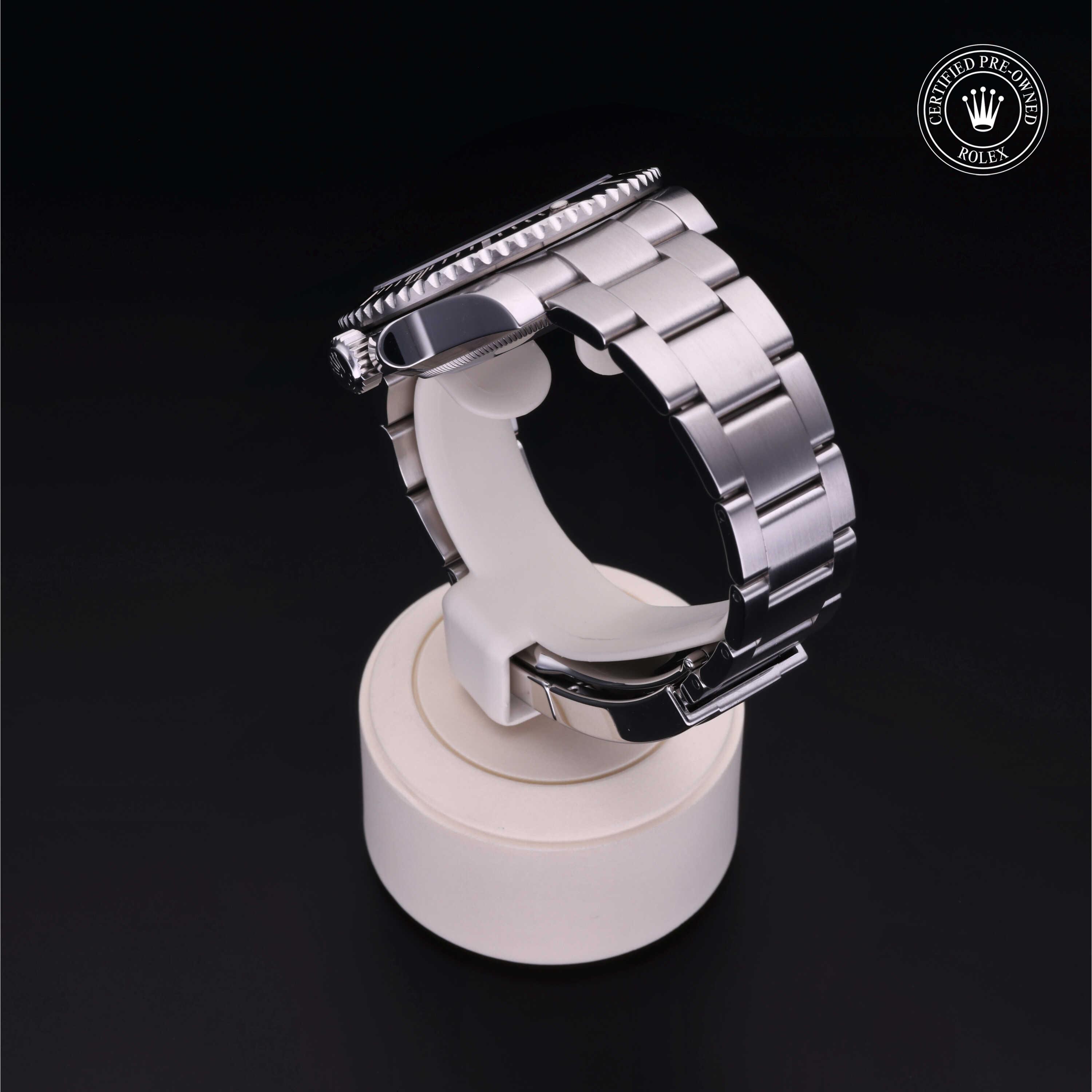 Oyster Perpetual Submariner