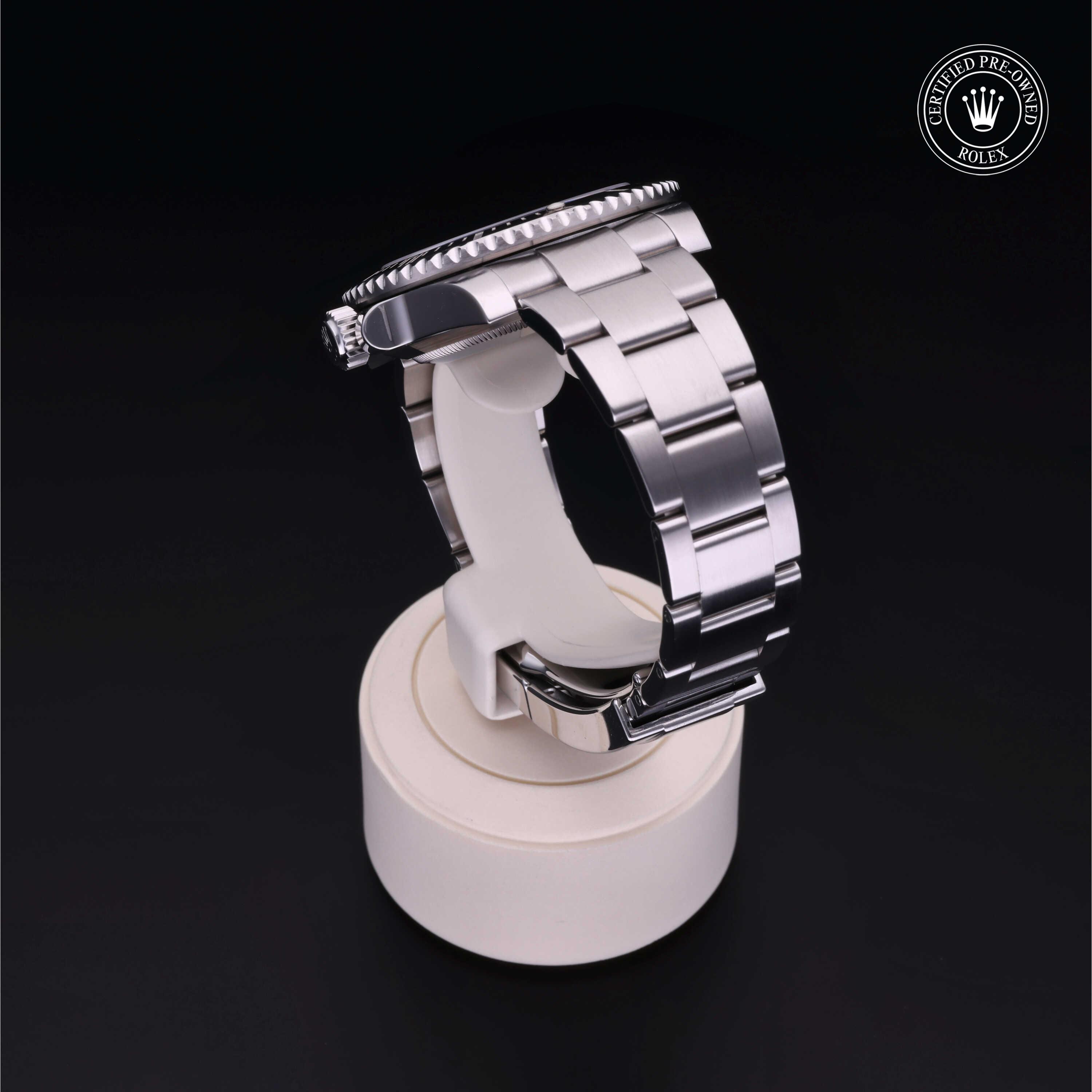 Oyster Perpetual Submariner