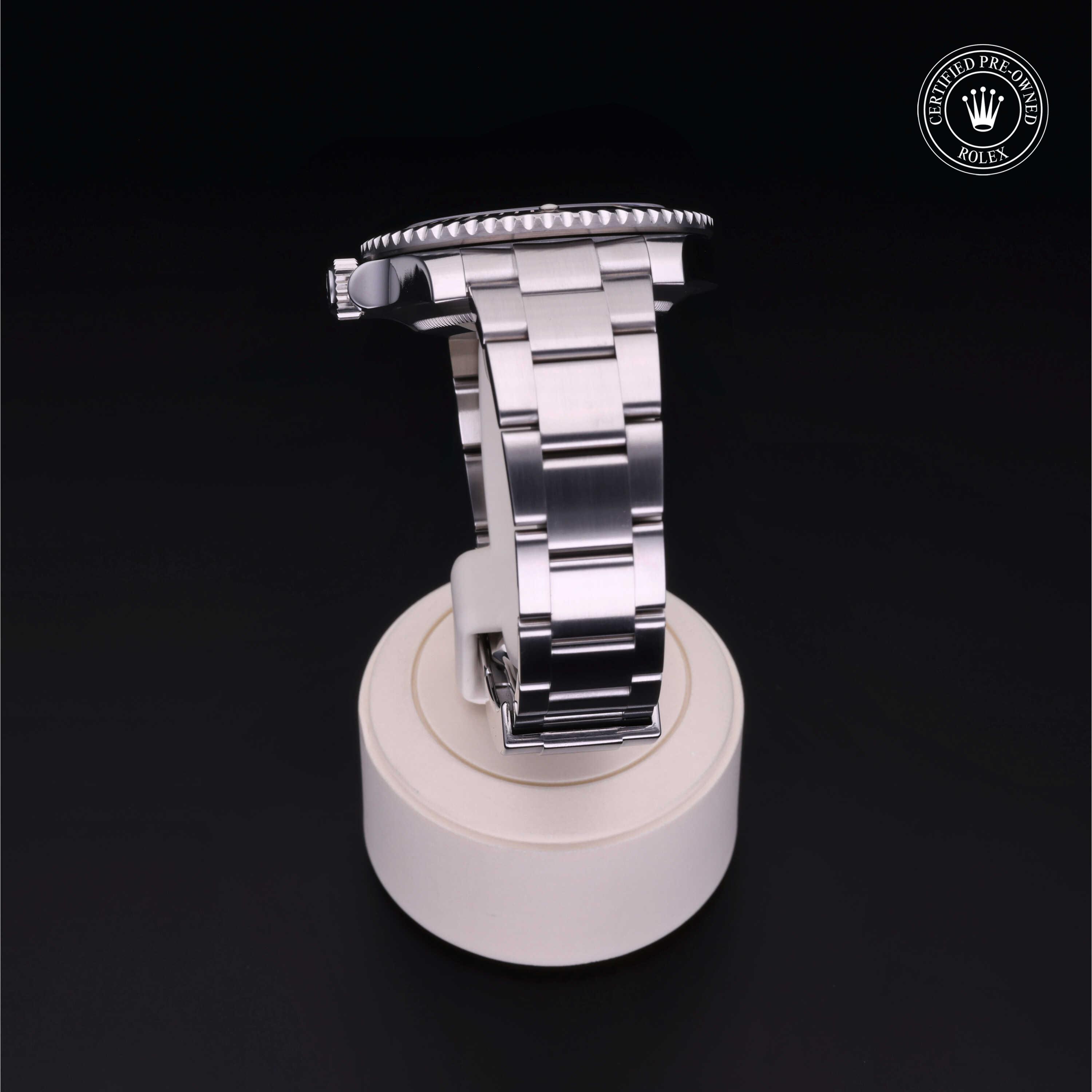 Oyster Perpetual Submariner