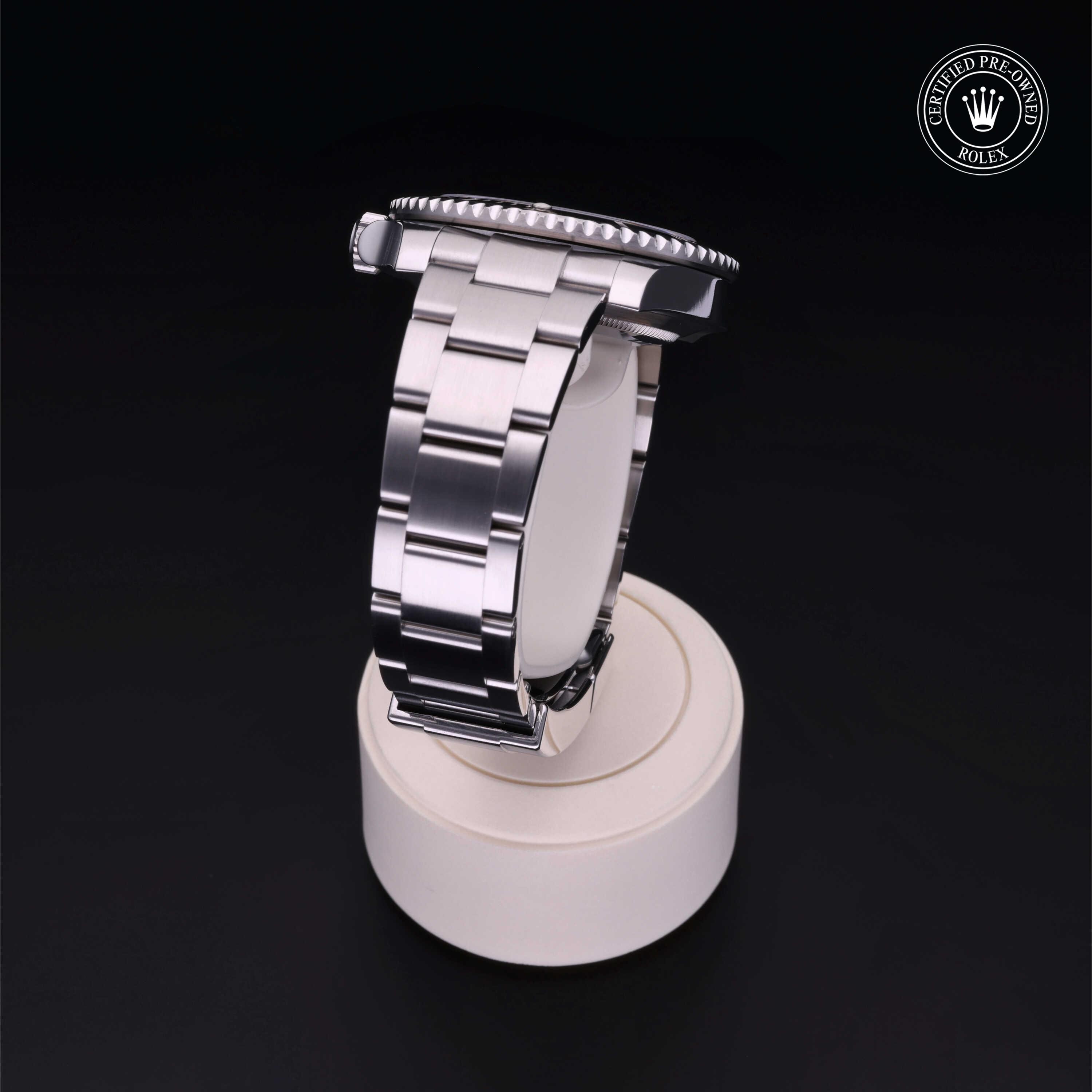 Oyster Perpetual Submariner