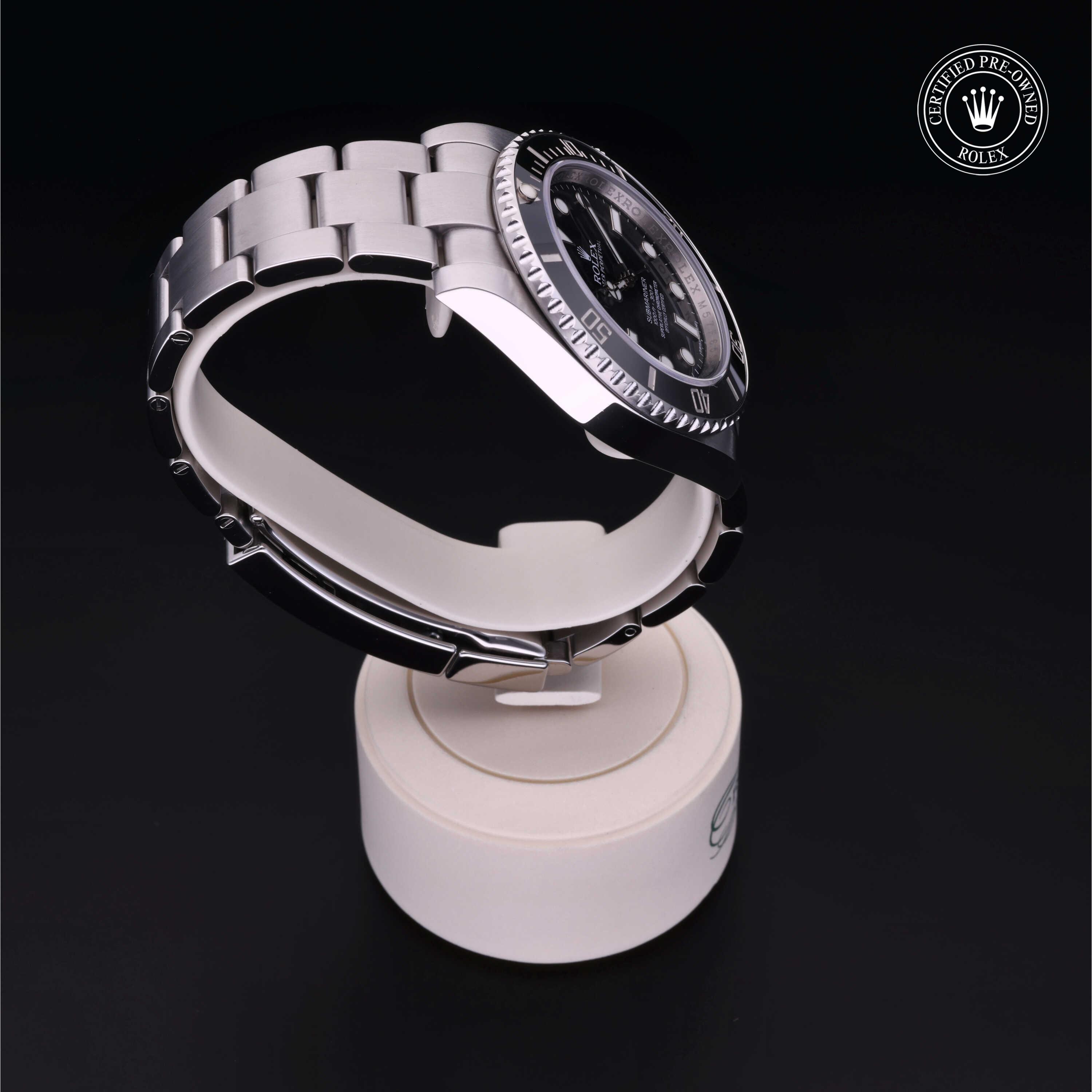 Oyster Perpetual Submariner