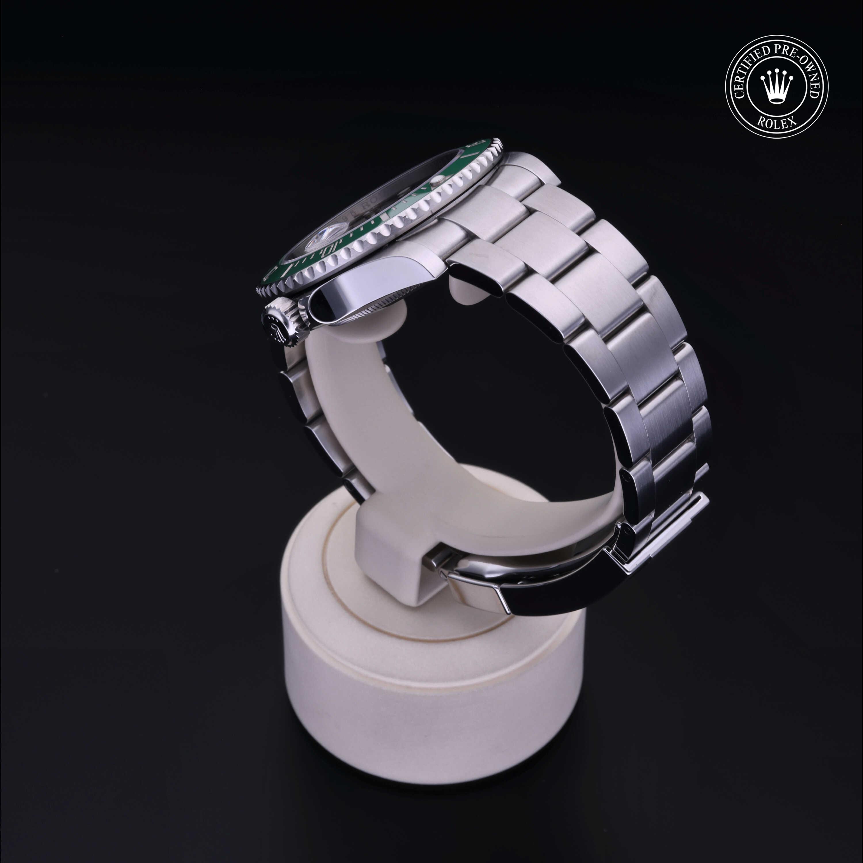 Oyster Perpetual Submariner