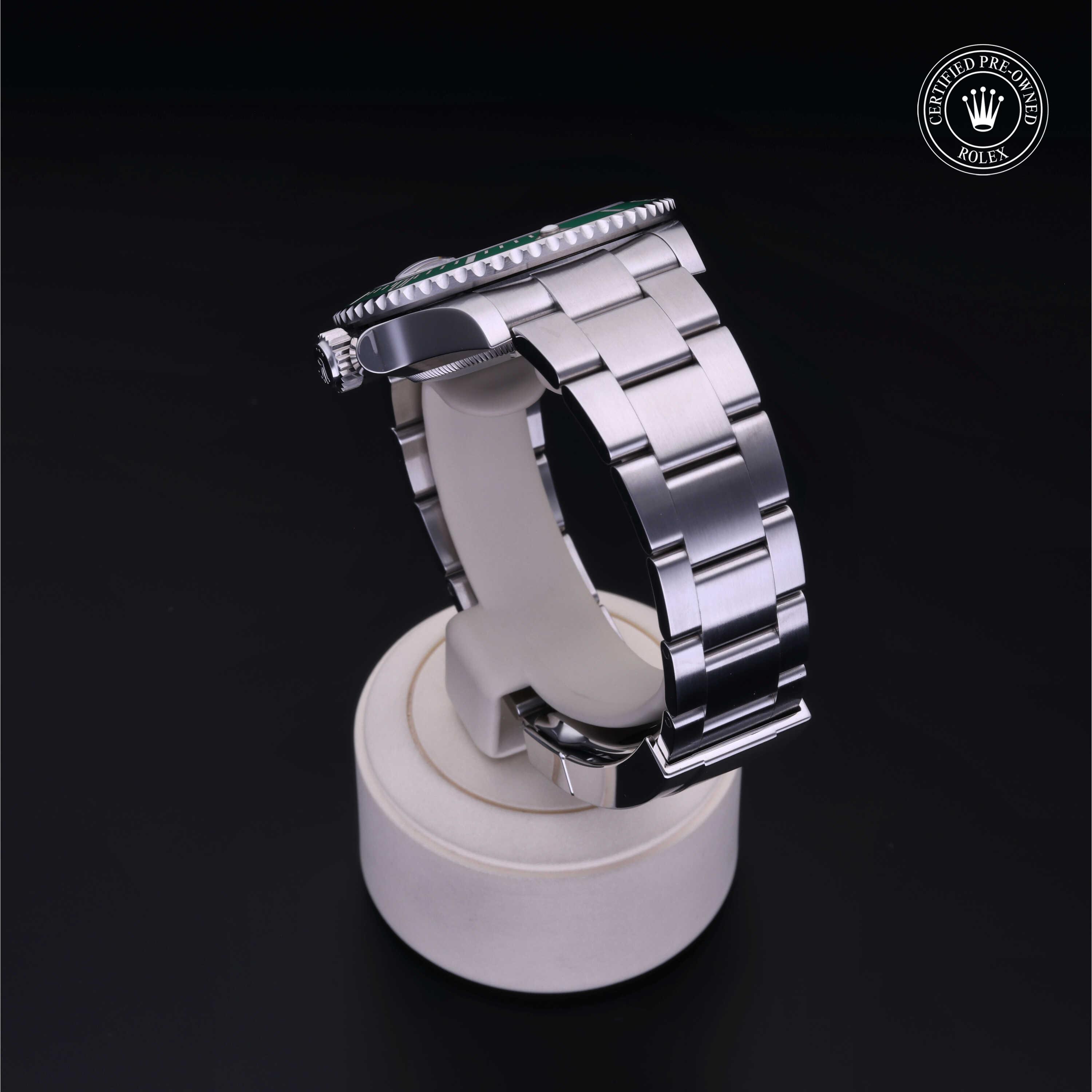 Oyster Perpetual Submariner
