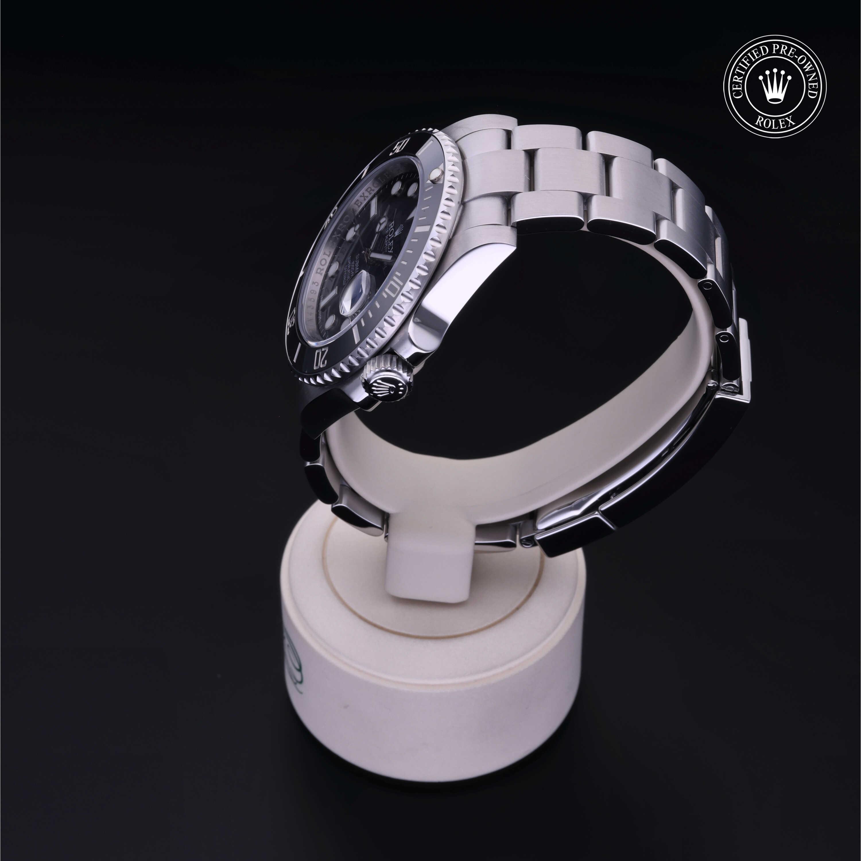 Oyster Perpetual Submariner
