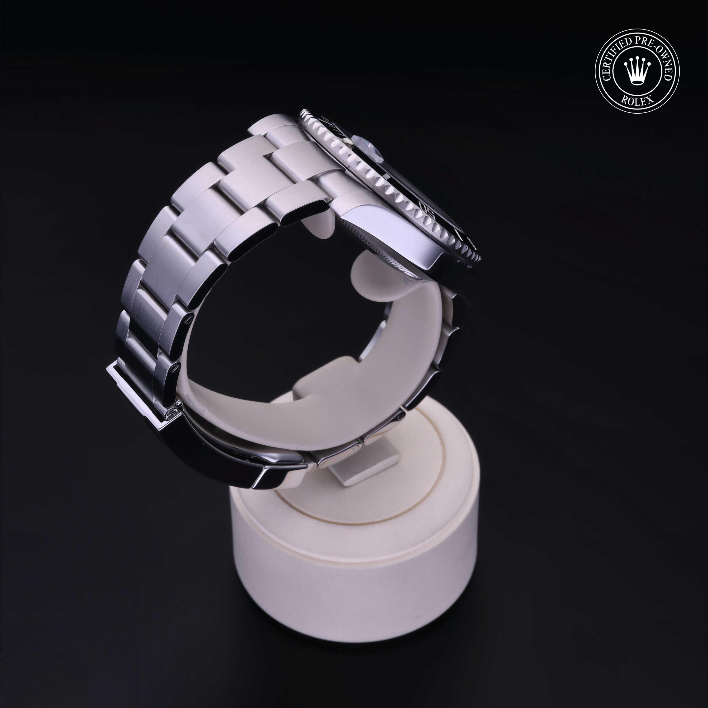 Oyster Perpetual Submariner