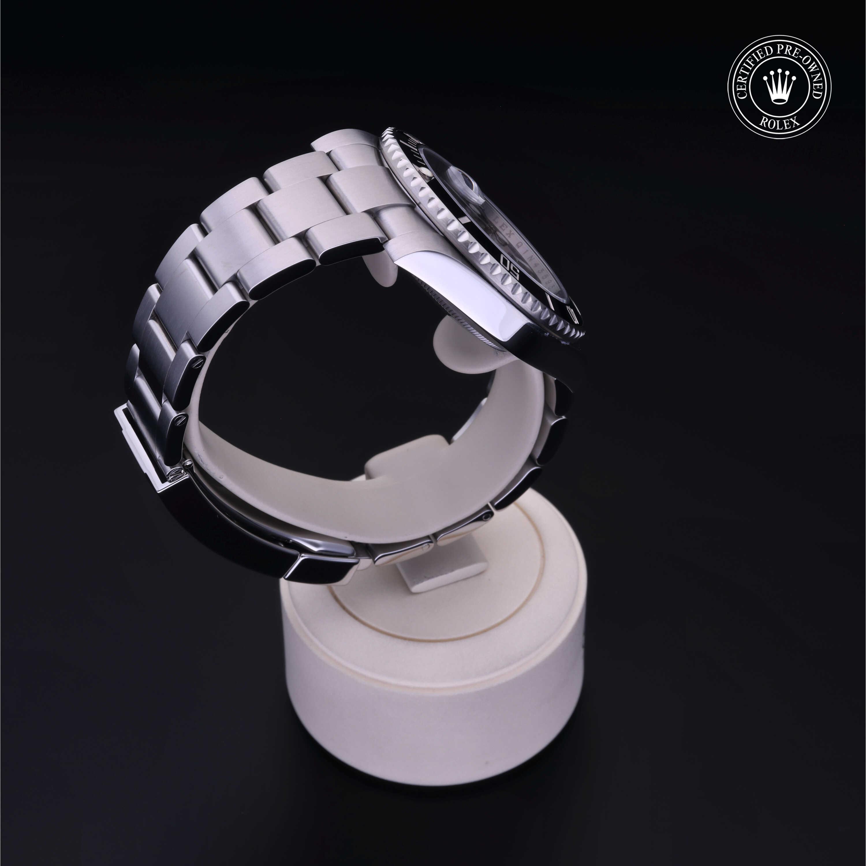 Oyster Perpetual Submariner