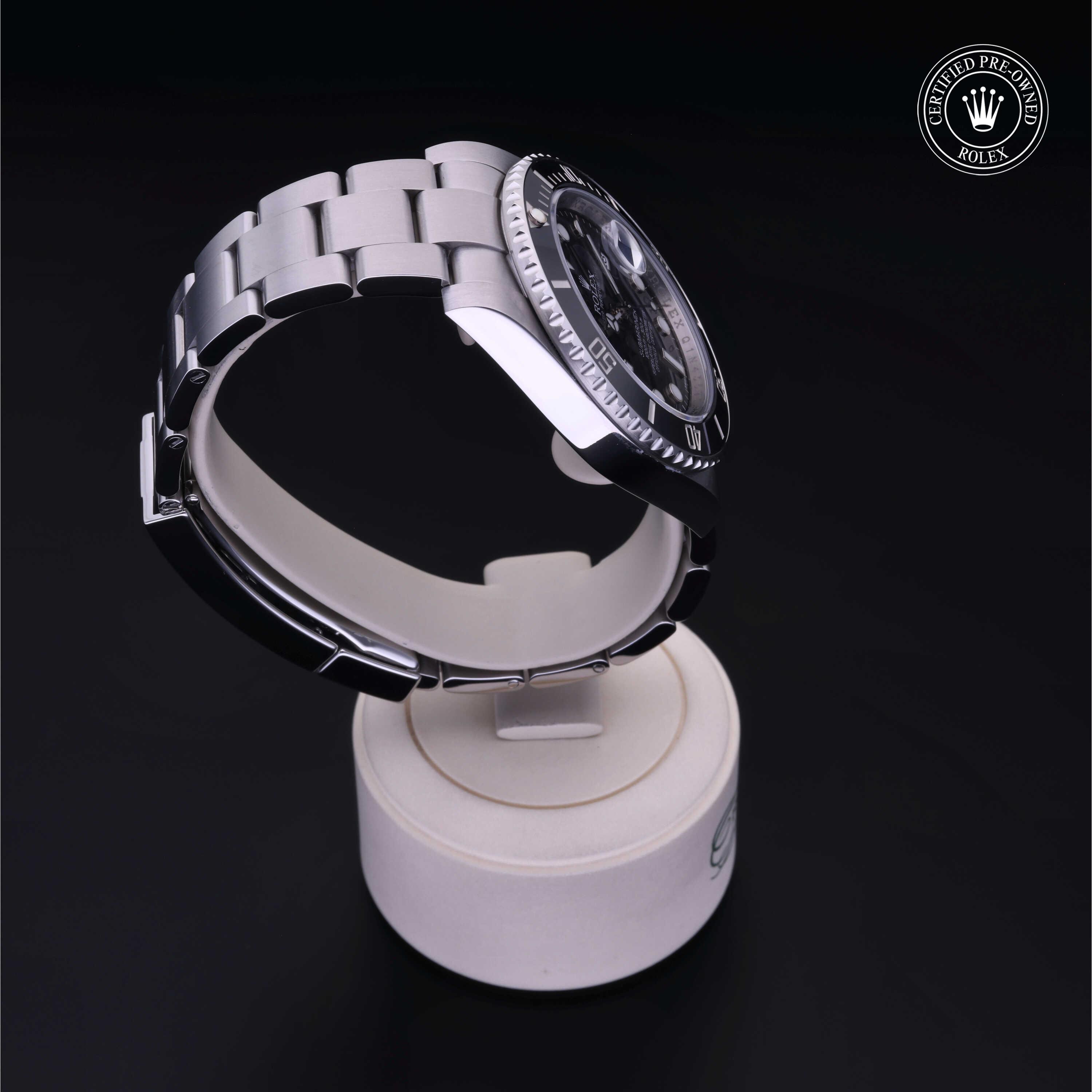 Oyster Perpetual Submariner