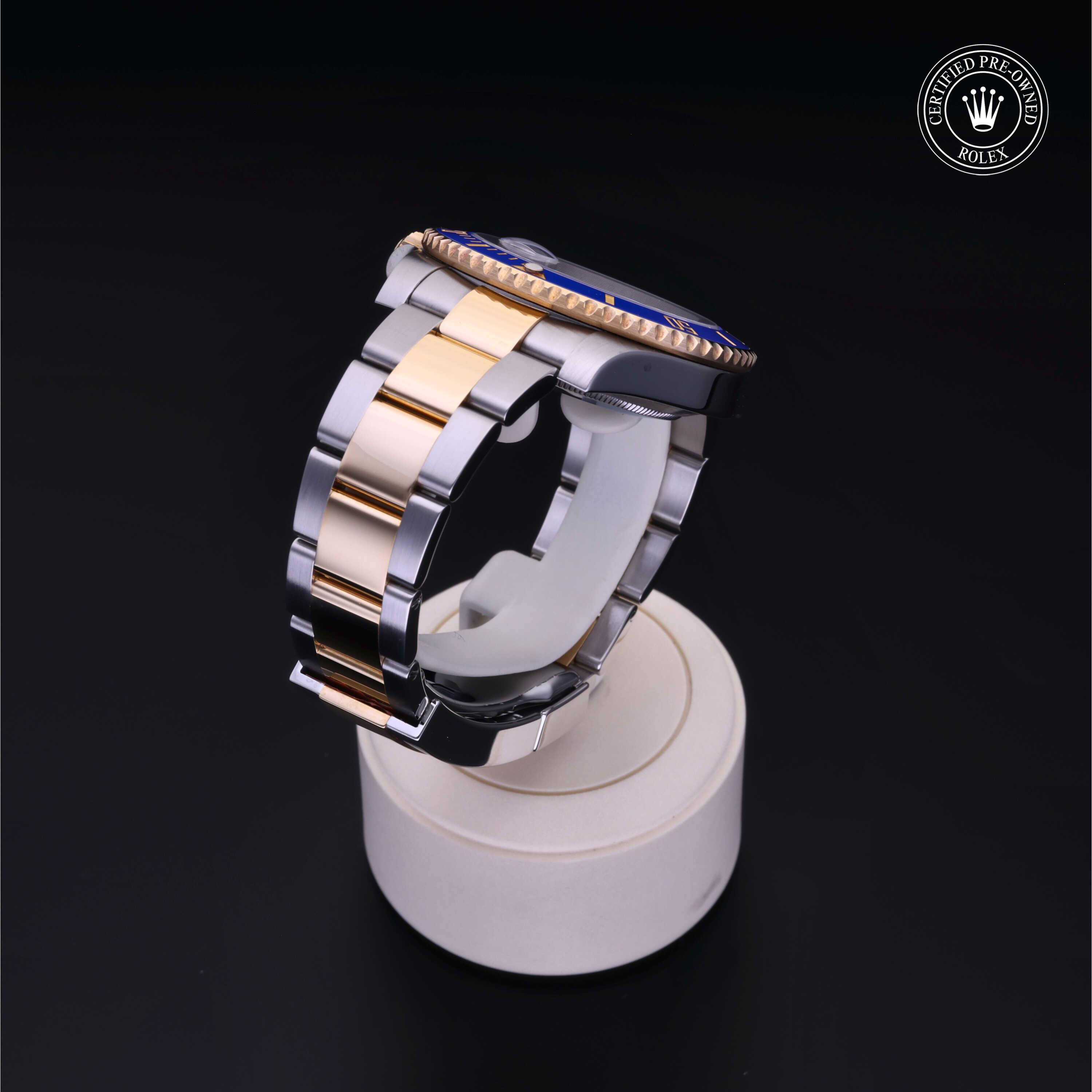 Oyster Perpetual Submariner